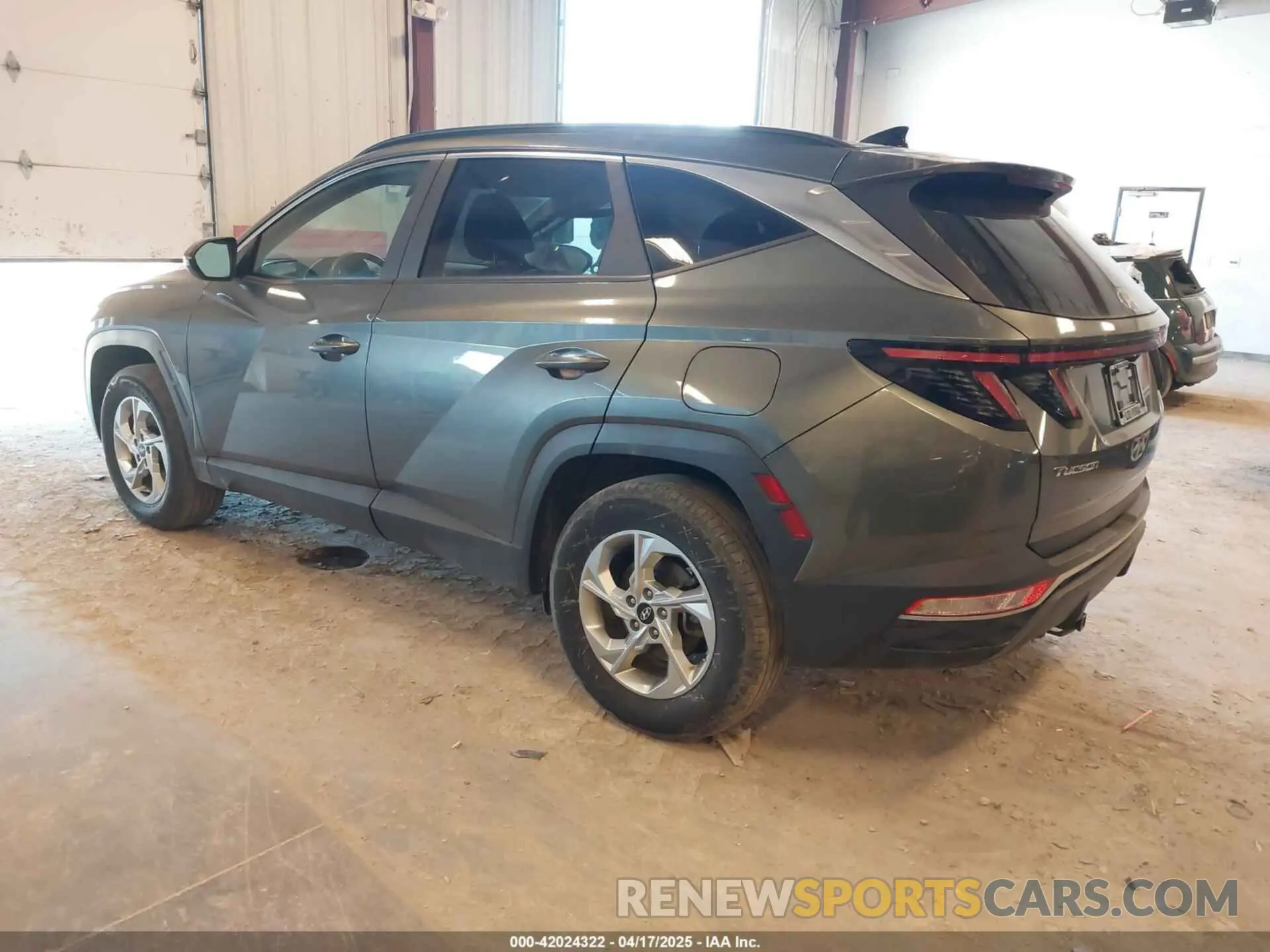3 fotografías del automóvil dañado 5NMJBCAE1NH117460 HYUNDAI TUCSON 2022