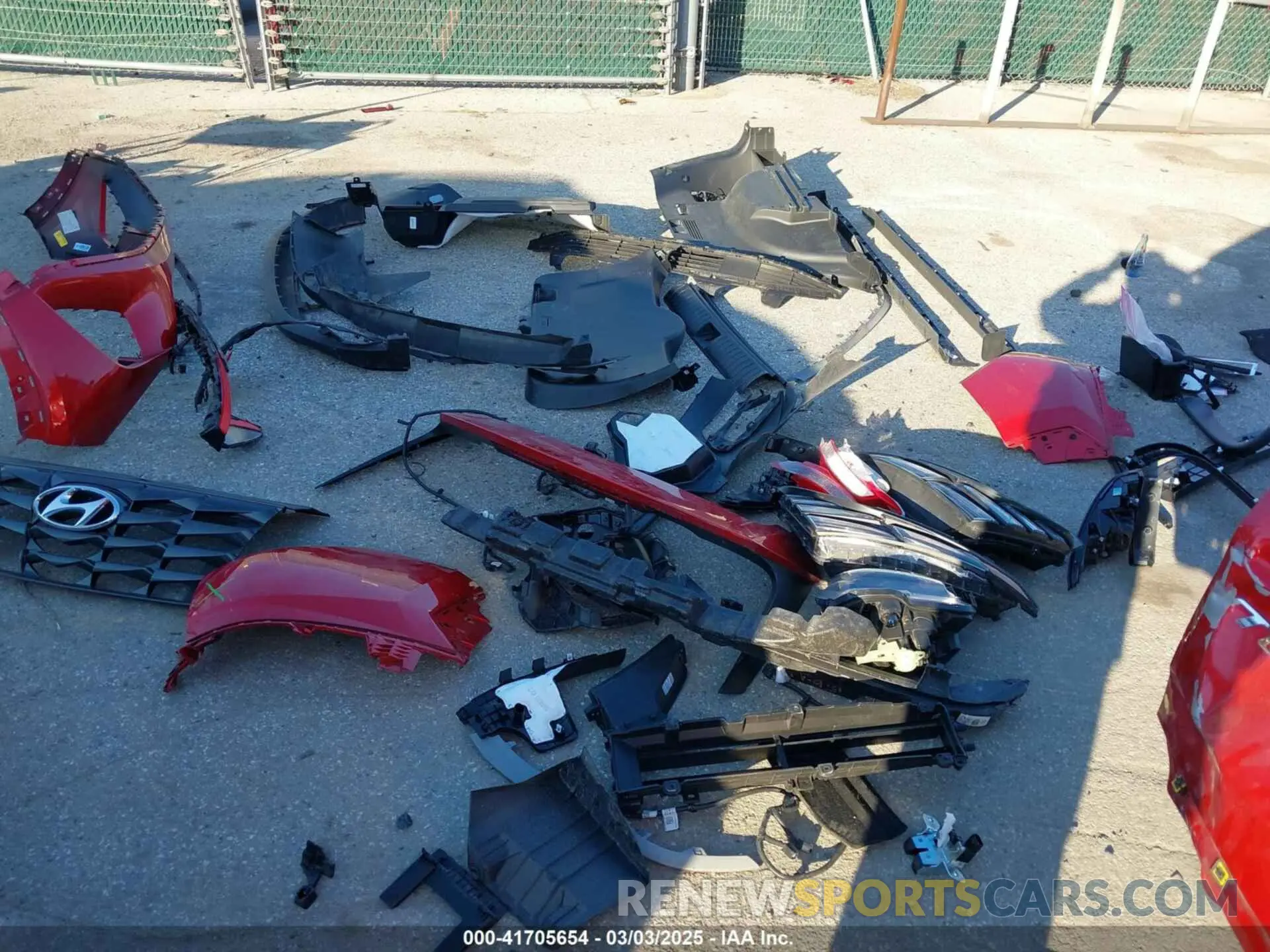 12 fotografías del automóvil dañado 5NMJBCAE2NH131089 HYUNDAI TUCSON 2022