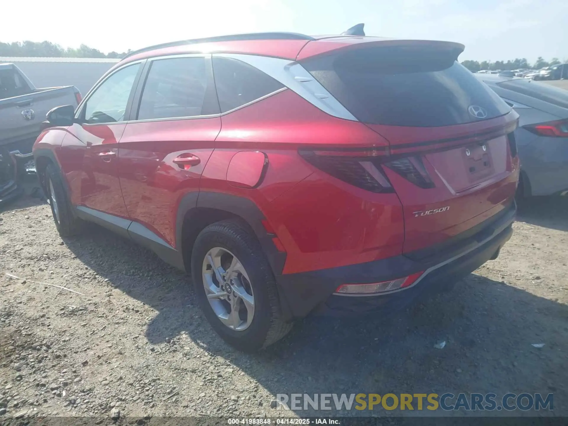 3 fotografías del automóvil dañado 5NMJBCAE3NH039036 HYUNDAI TUCSON 2022