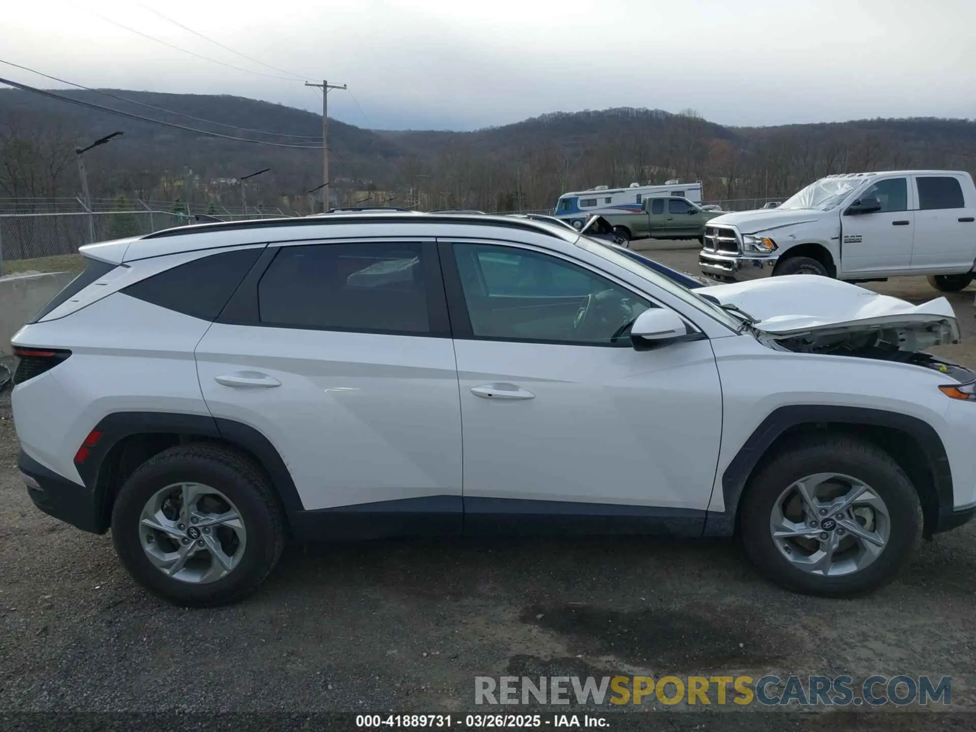 13 fotografías del automóvil dañado 5NMJBCAE4NH124578 HYUNDAI TUCSON 2022