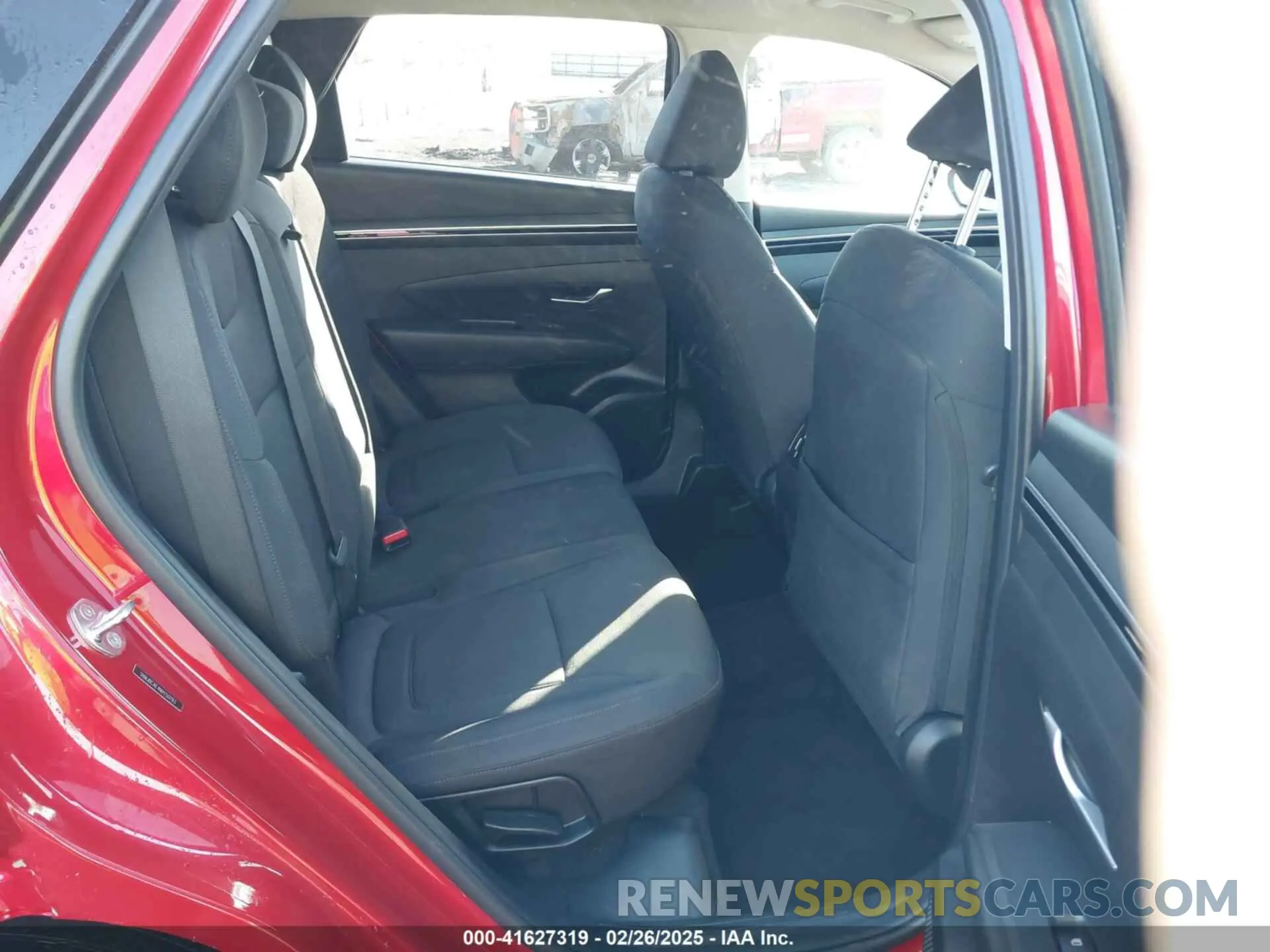 8 fotografías del automóvil dañado 5NMJBCAE4NH150193 HYUNDAI TUCSON 2022