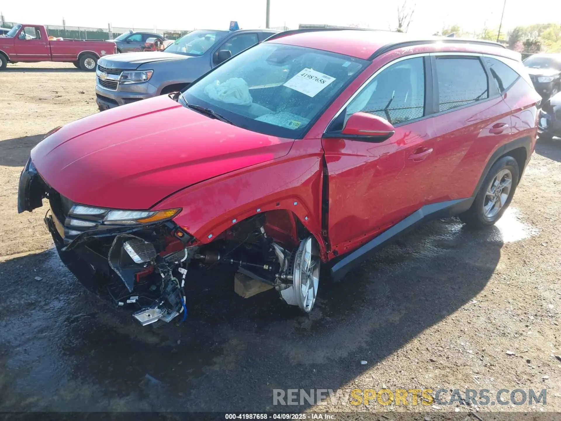2 fotografías del automóvil dañado 5NMJBCAE7NH069348 HYUNDAI TUCSON 2022