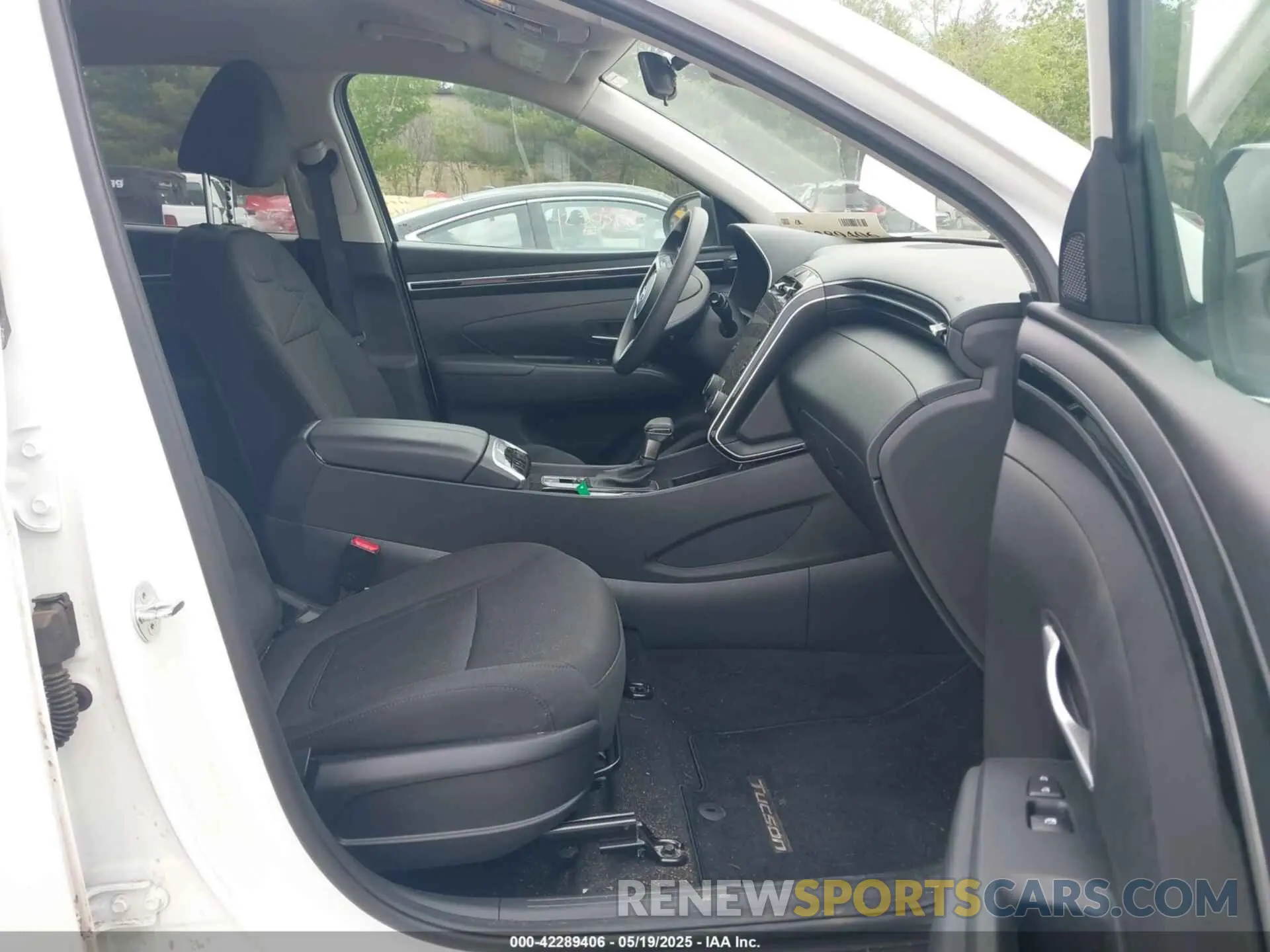 5 fotografías del automóvil dañado 5NMJBCAE8NH123949 HYUNDAI TUCSON 2022