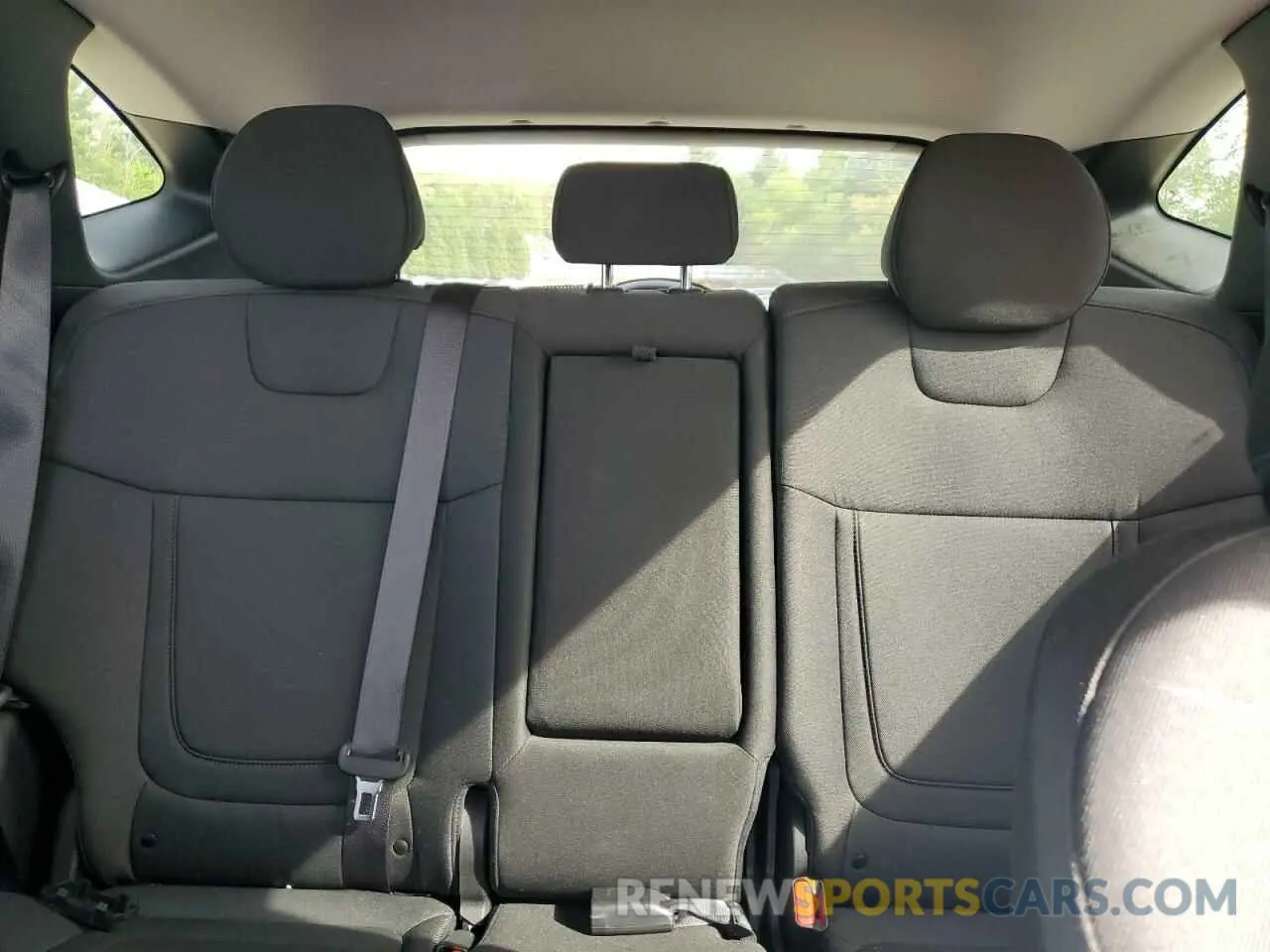 10 fotografías del automóvil dañado 5NMJBCAE9NH154689 HYUNDAI TUCSON 2022