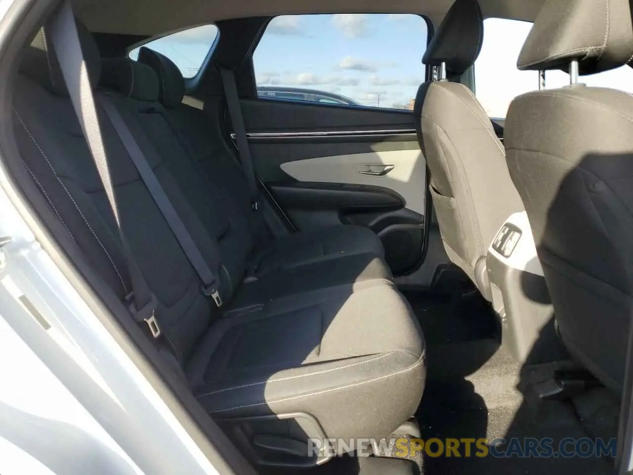 11 fotografías del automóvil dañado 5NMJBCAE9NH160038 HYUNDAI TUCSON 2022