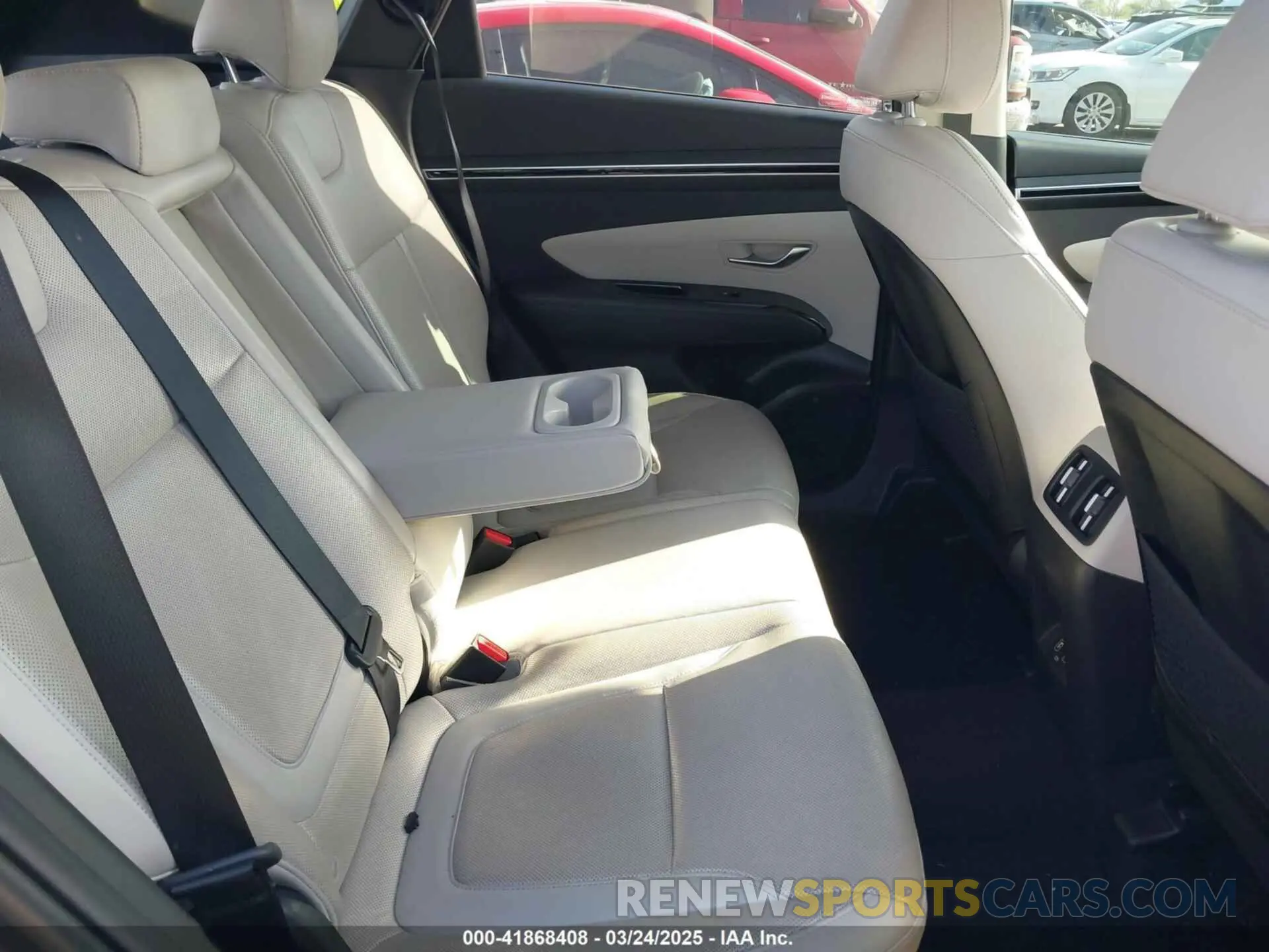 8 fotografías del automóvil dañado 5NMJC3AE1NH152514 HYUNDAI TUCSON 2022