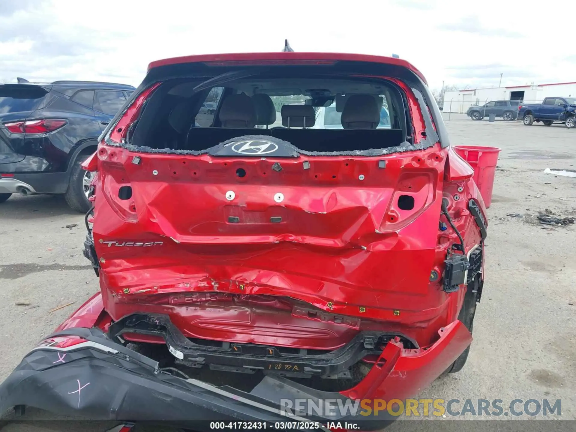 16 fotografías del automóvil dañado 5NMJC3AE7NH094392 HYUNDAI TUCSON 2022