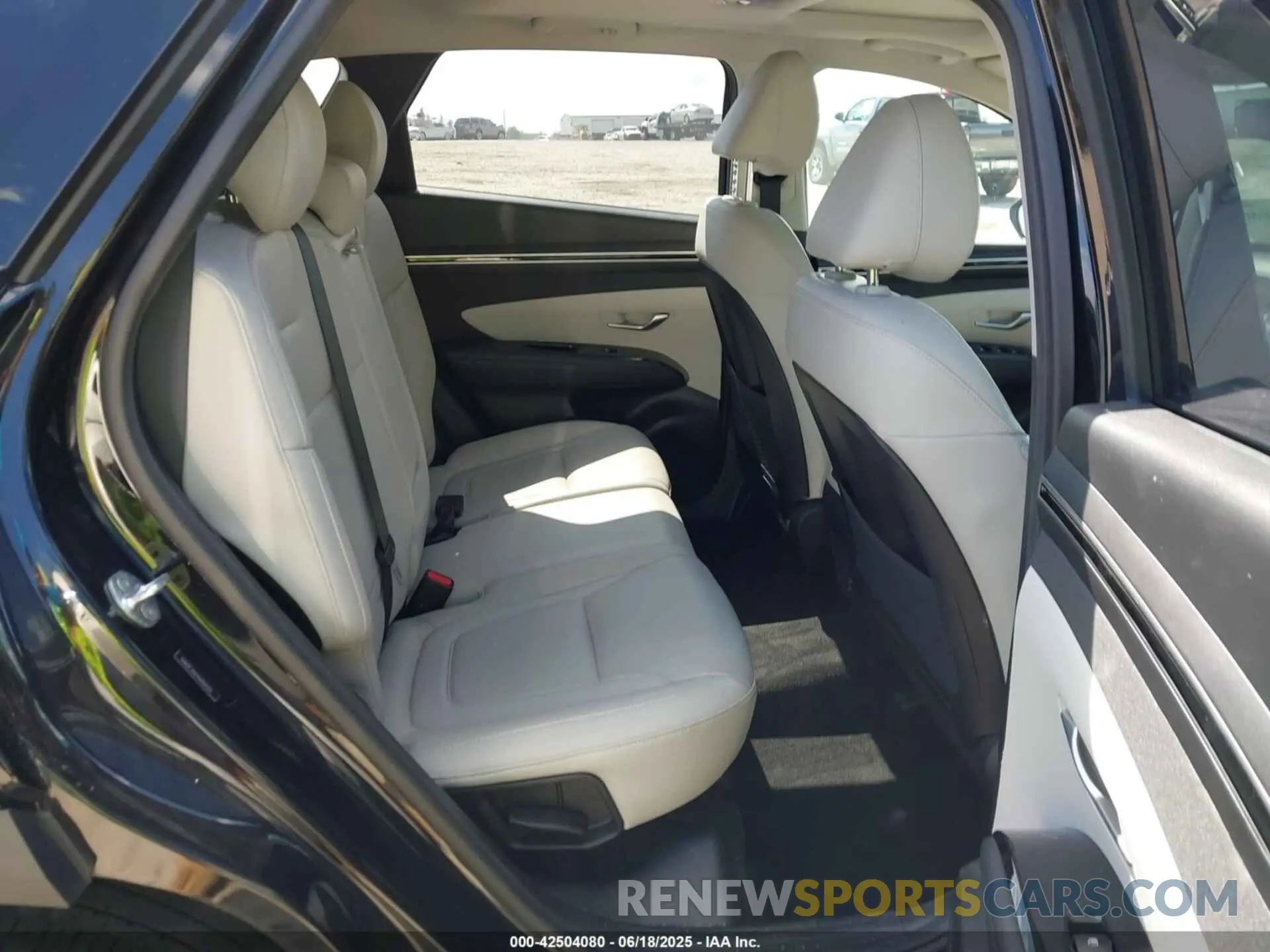 8 fotografías del automóvil dañado 5NMJC3AE9NH065265 HYUNDAI TUCSON 2022
