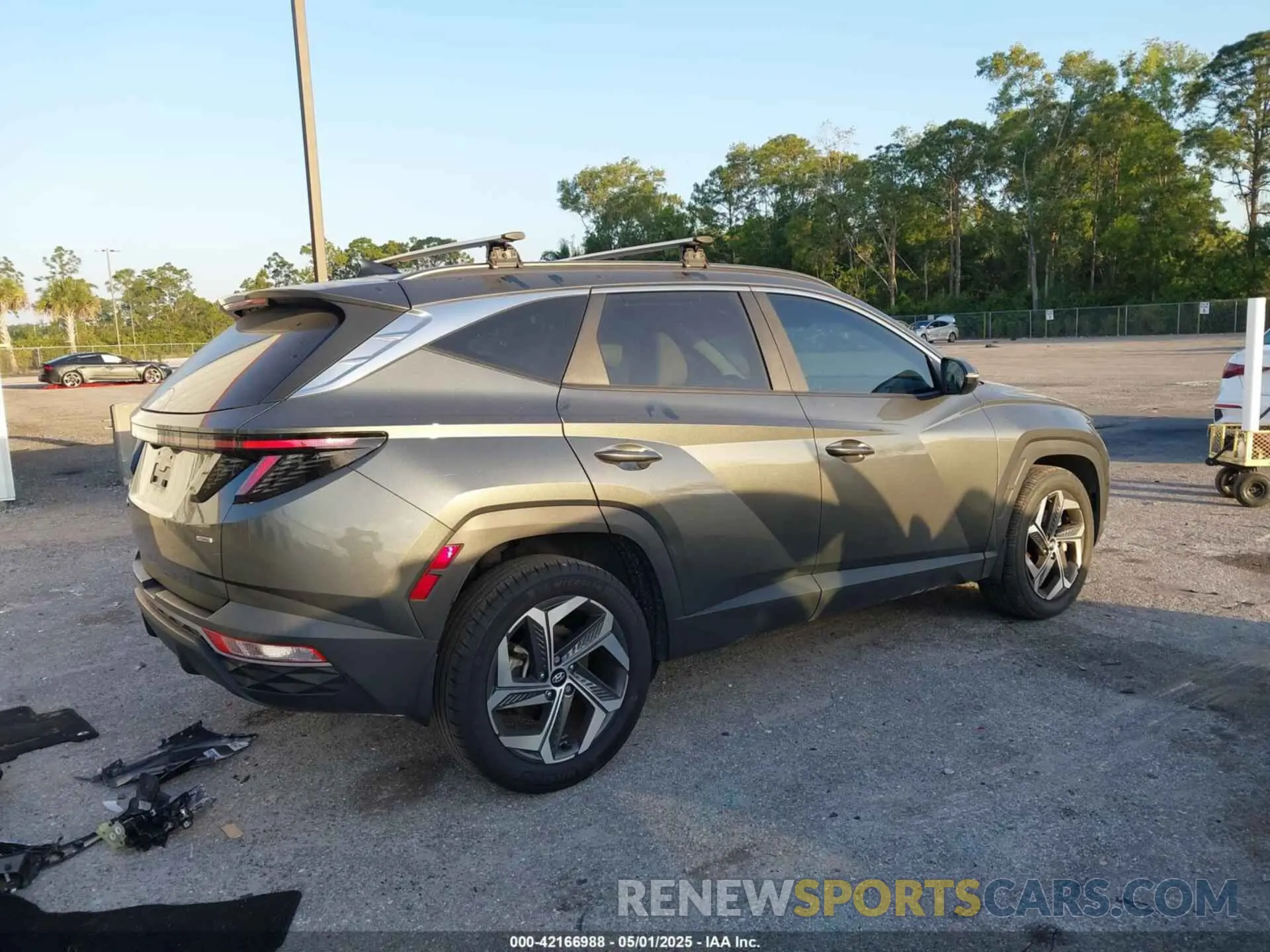 4 fotografías del automóvil dañado 5NMJCCAE0NH149457 HYUNDAI TUCSON 2022