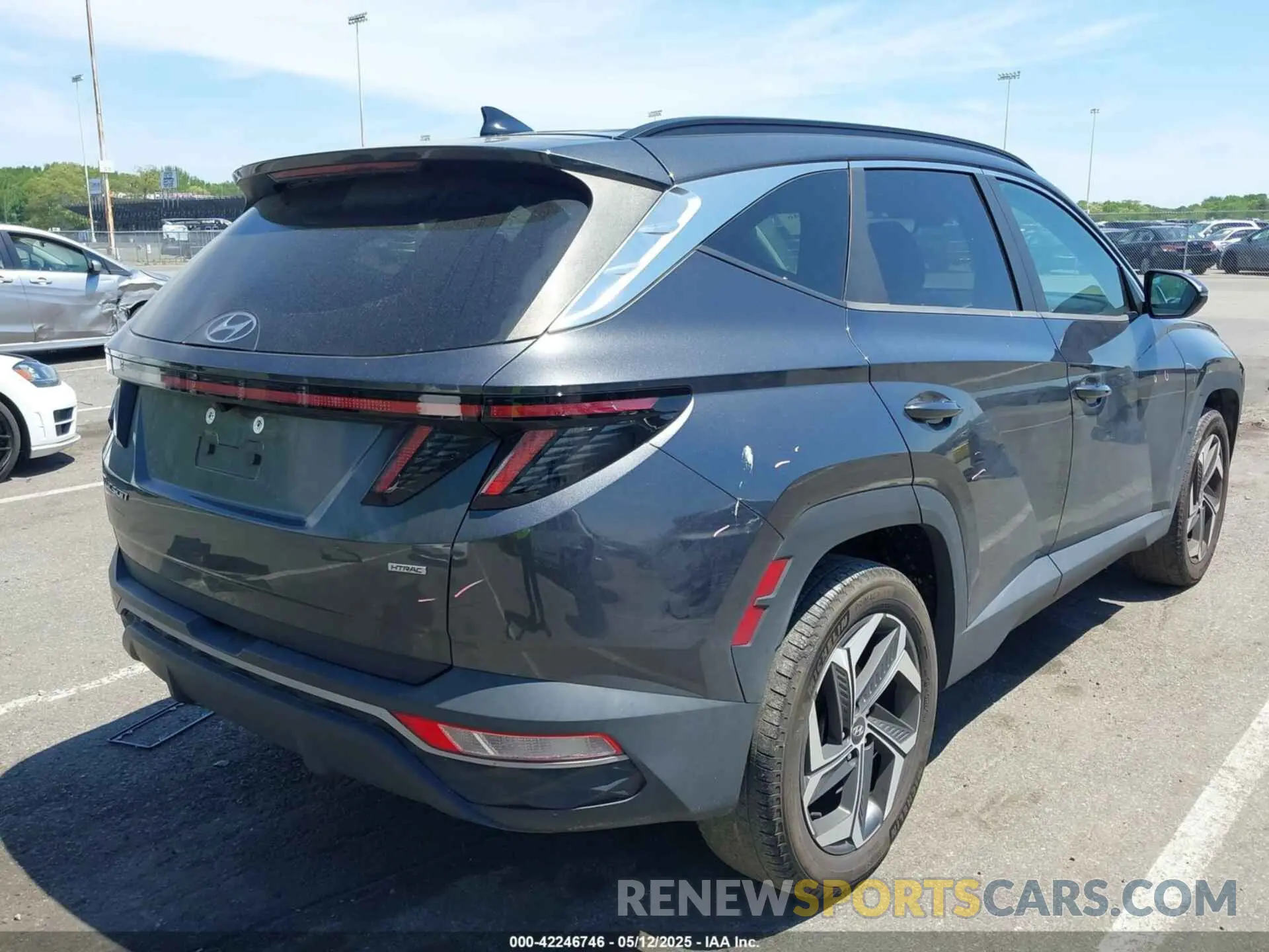4 fotografías del automóvil dañado 5NMJCCAE1NH017789 HYUNDAI TUCSON 2022