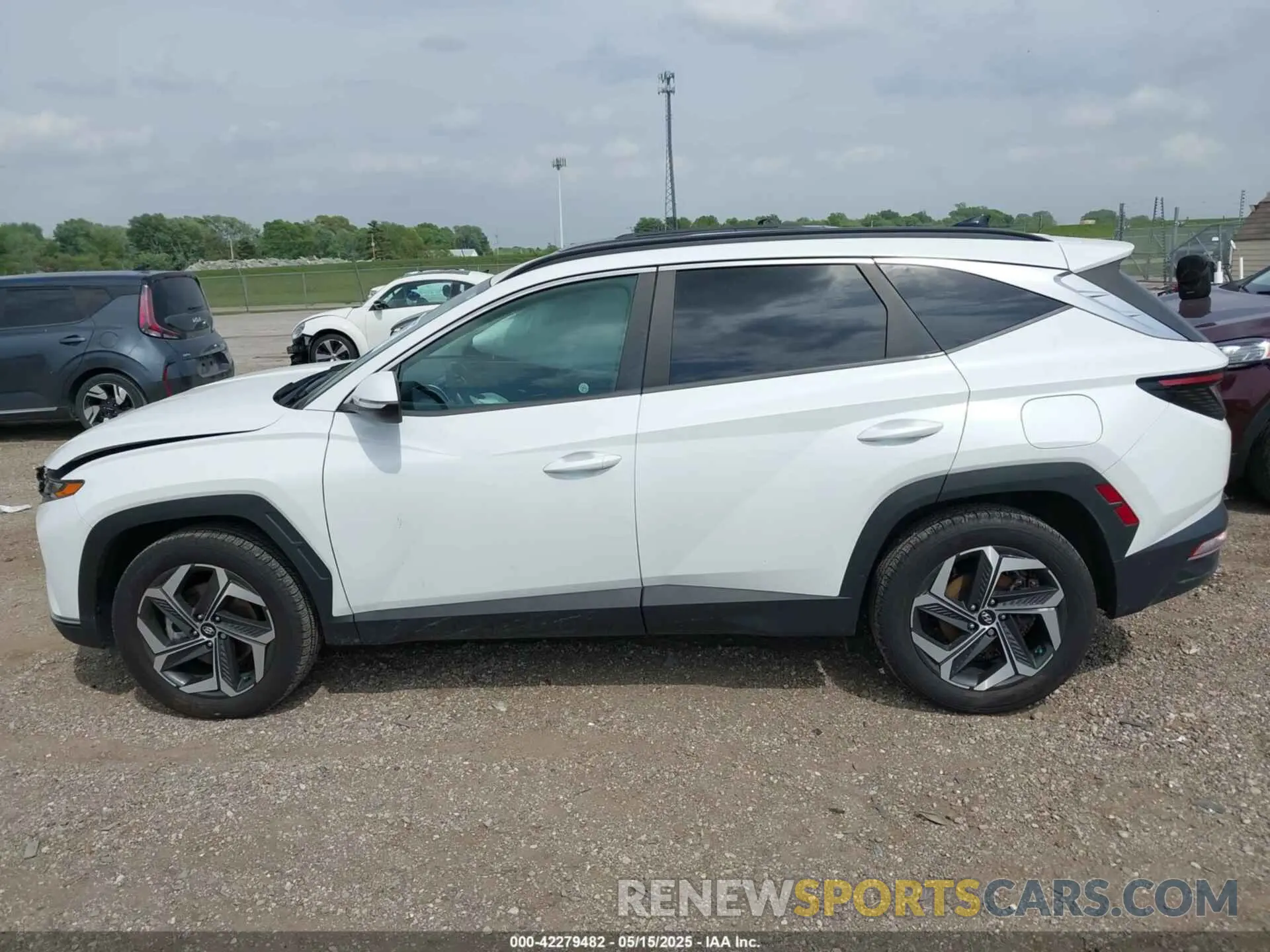 14 fotografías del automóvil dañado 5NMJCCAE3NH047585 HYUNDAI TUCSON 2022