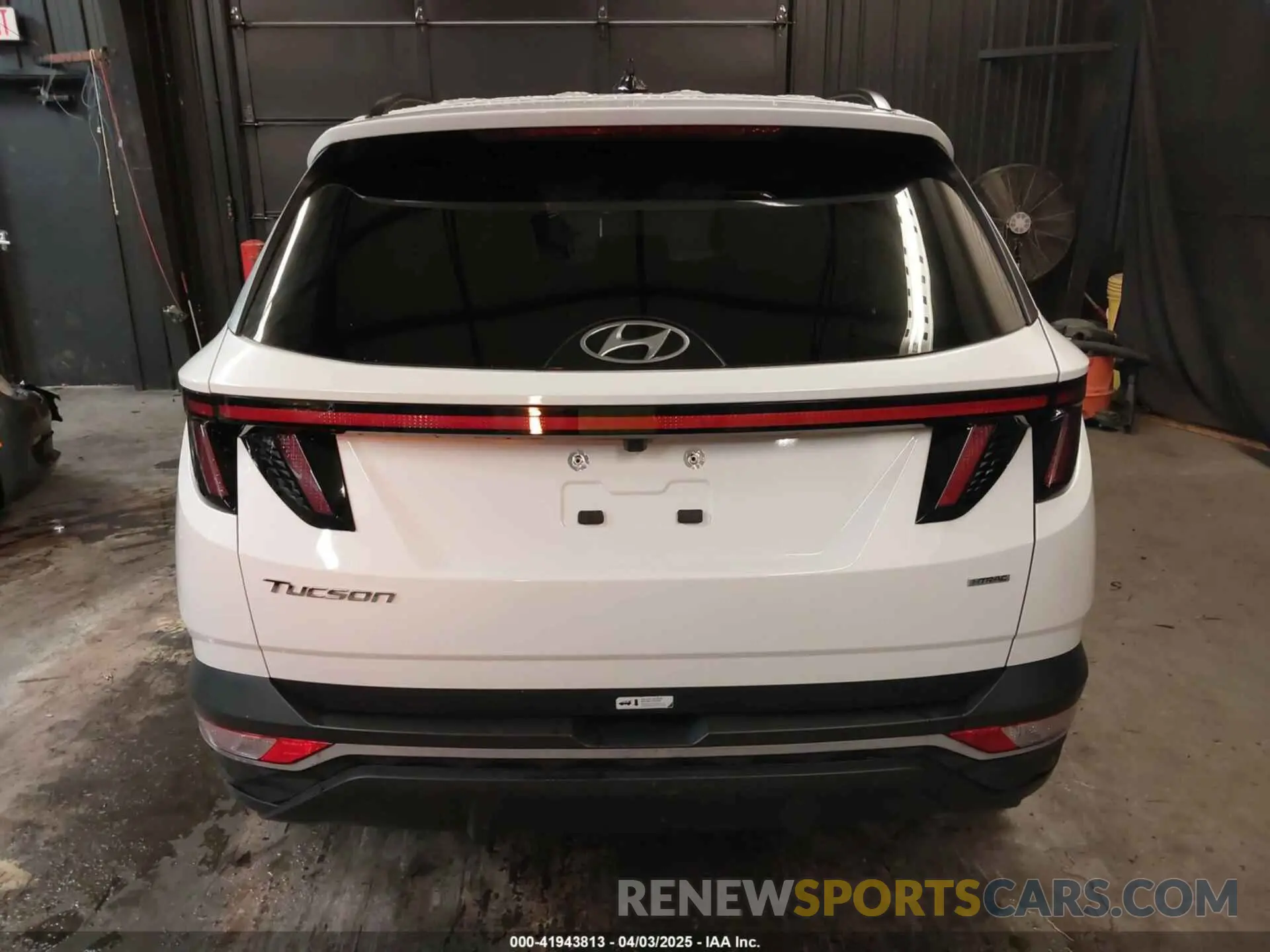 17 fotografías del automóvil dañado 5NMJCCAE4NH050673 HYUNDAI TUCSON 2022