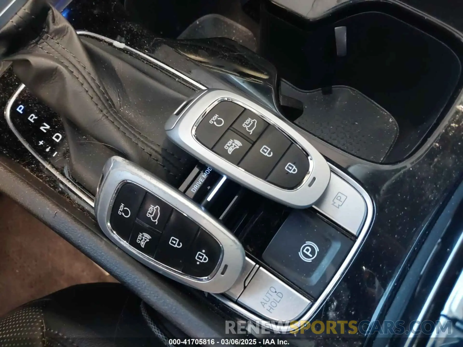 11 fotografías del automóvil dañado 5NMJCCAE5NH021148 HYUNDAI TUCSON 2022