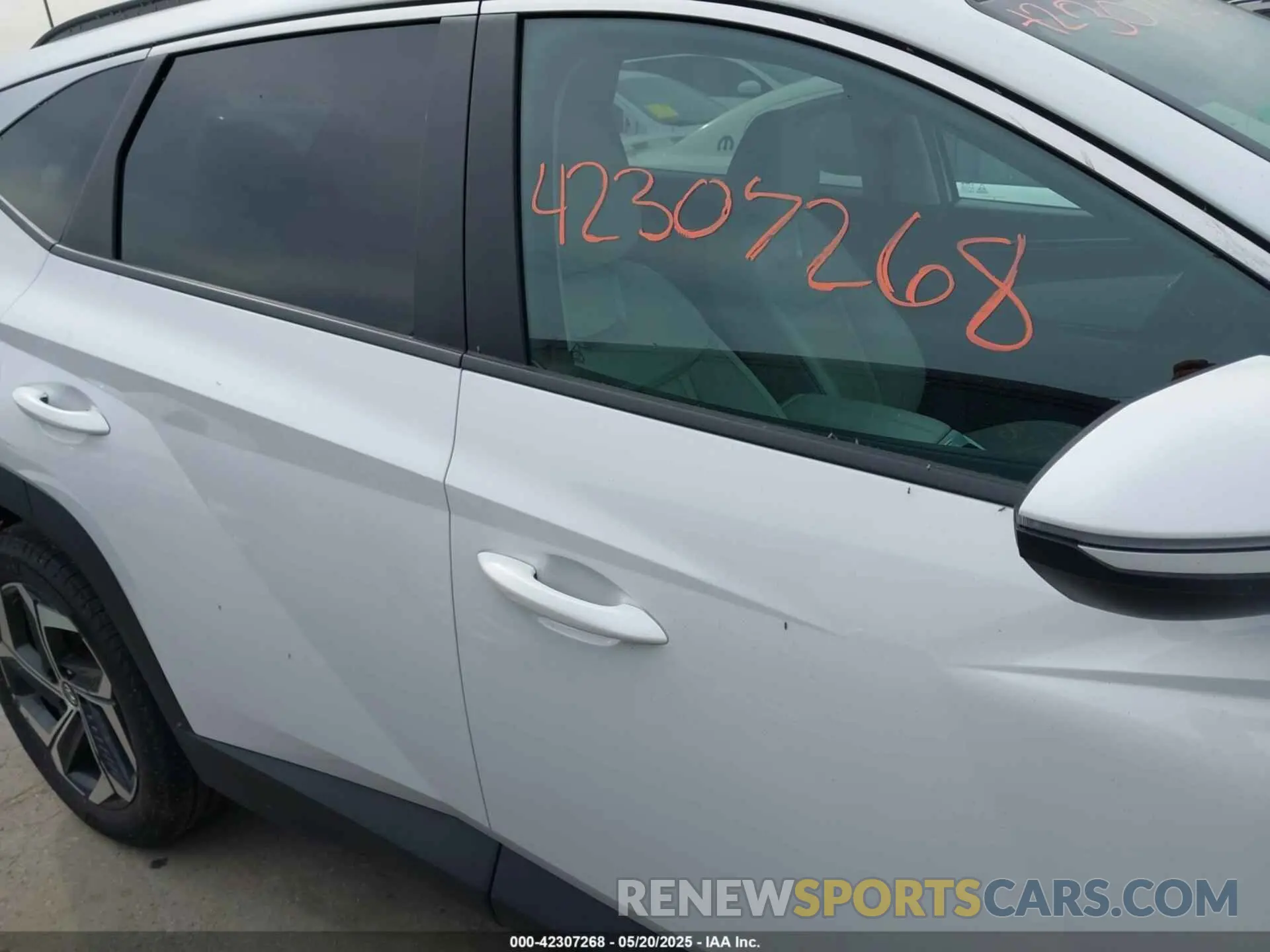 14 fotografías del automóvil dañado 5NMJCCAE7NH152033 HYUNDAI TUCSON 2022