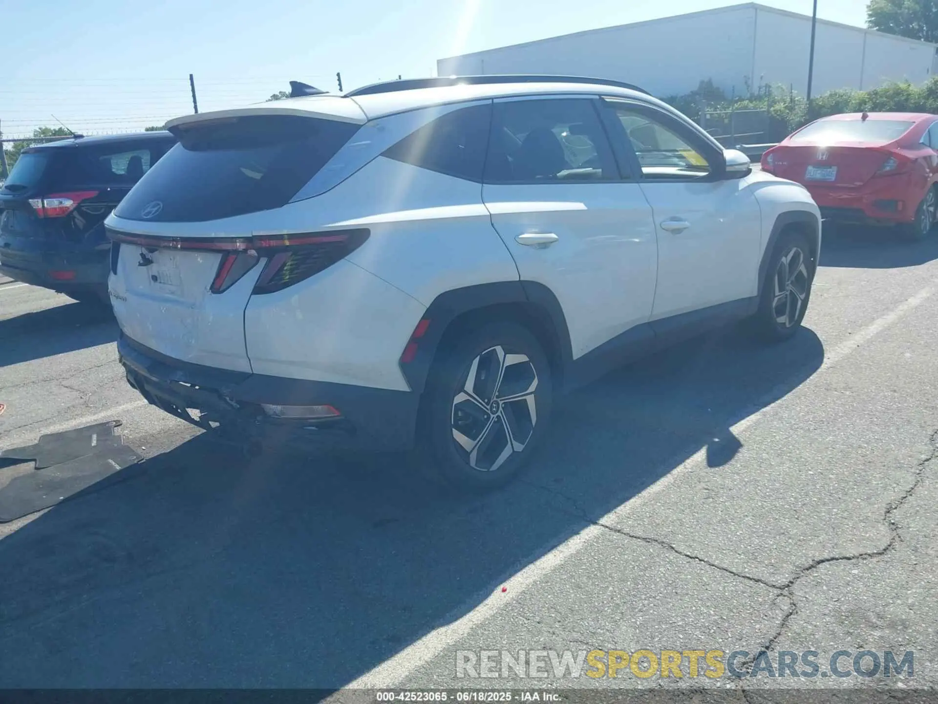 4 fotografías del automóvil dañado 5NMJE3AE3NH025225 HYUNDAI TUCSON 2022