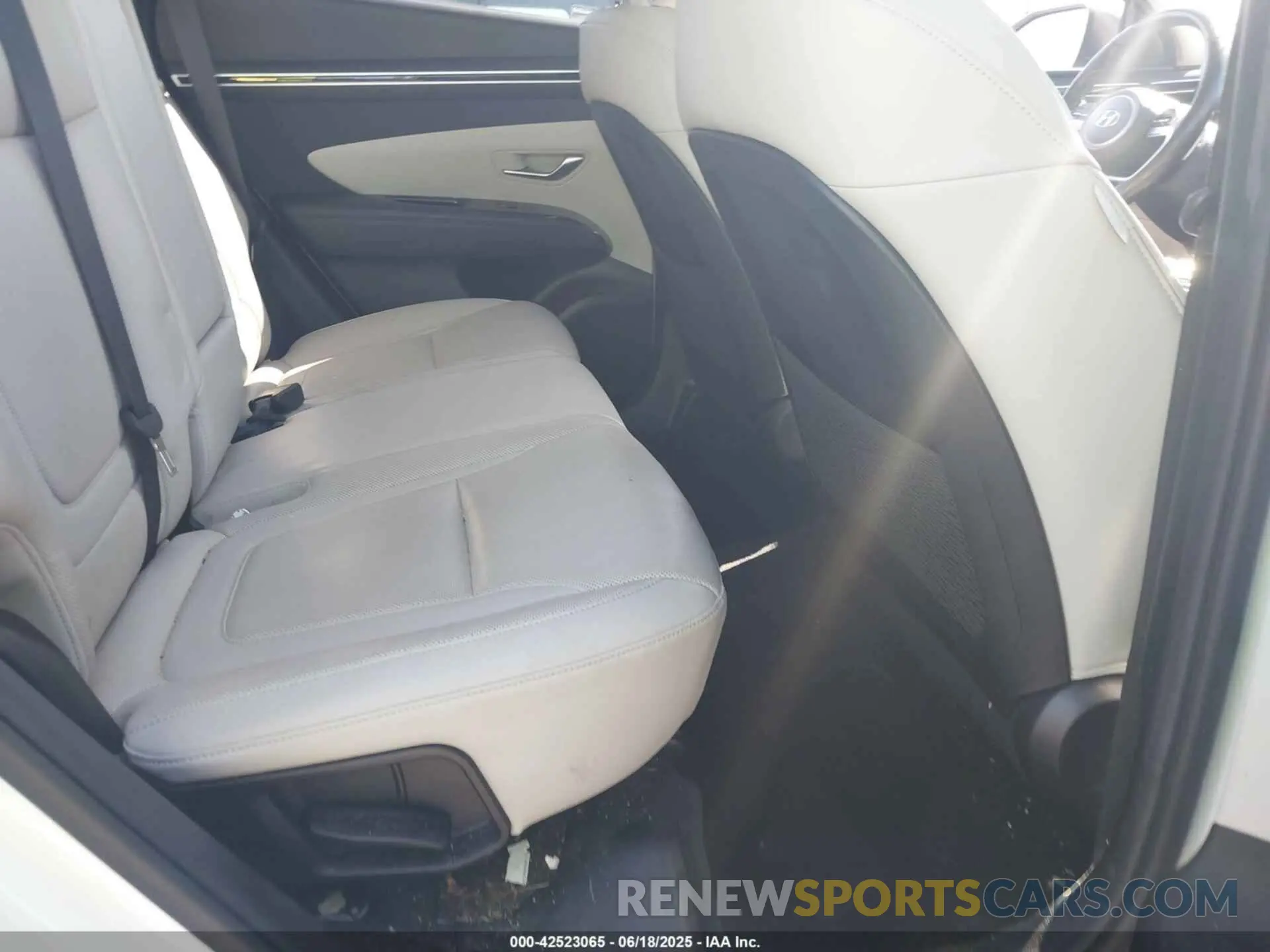 8 fotografías del automóvil dañado 5NMJE3AE3NH025225 HYUNDAI TUCSON 2022