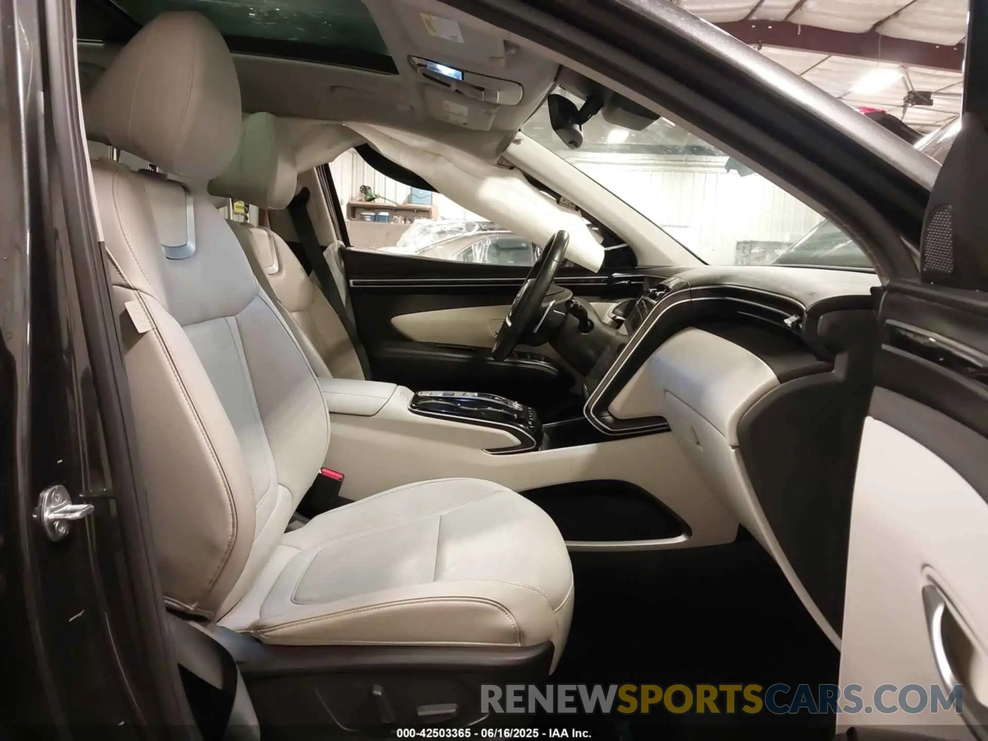 5 fotografías del automóvil dañado 5NMJE3AE8NH025074 HYUNDAI TUCSON 2022