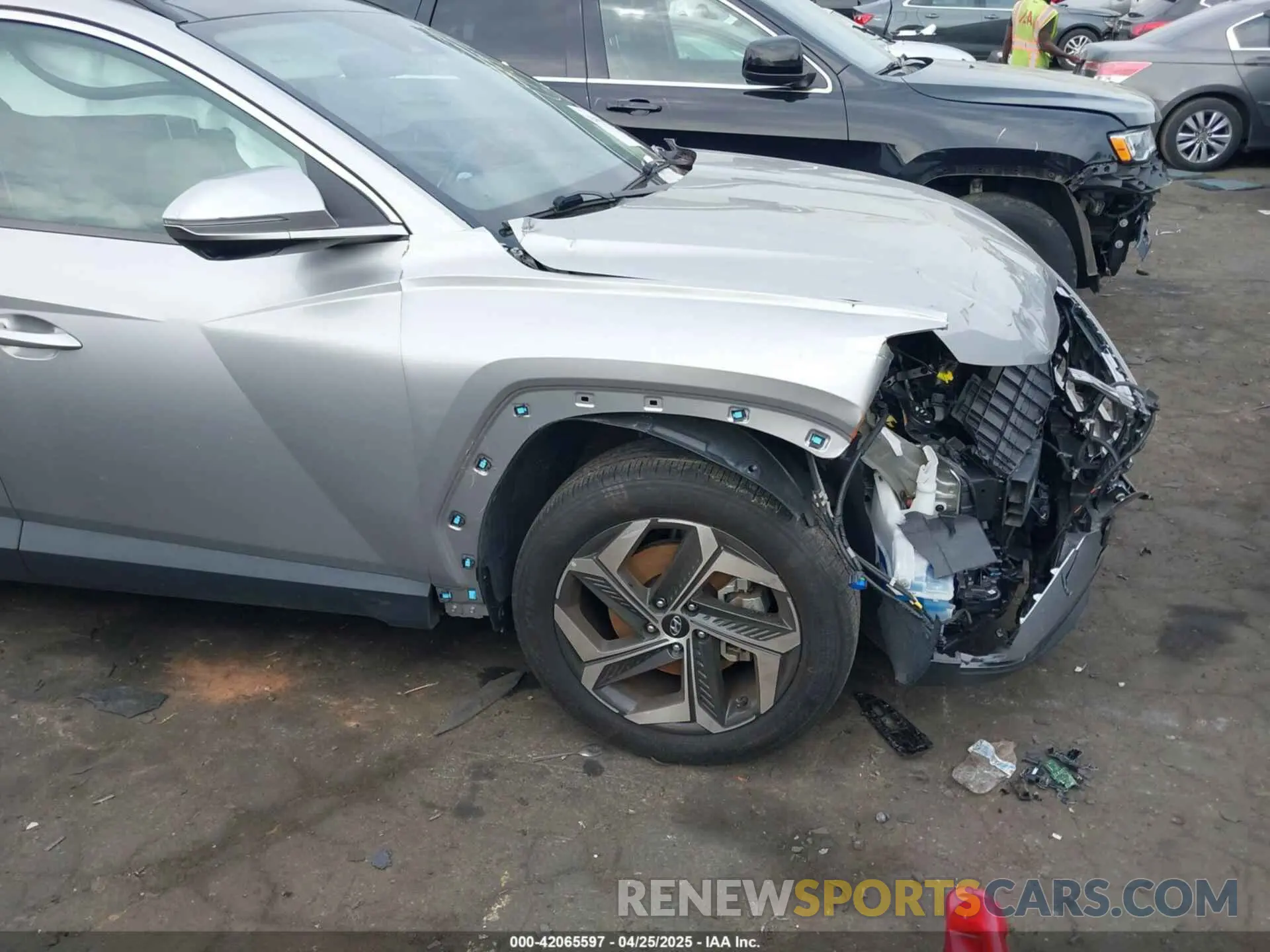 18 fotografías del automóvil dañado 5NMJE3AE8NH056955 HYUNDAI TUCSON 2022
