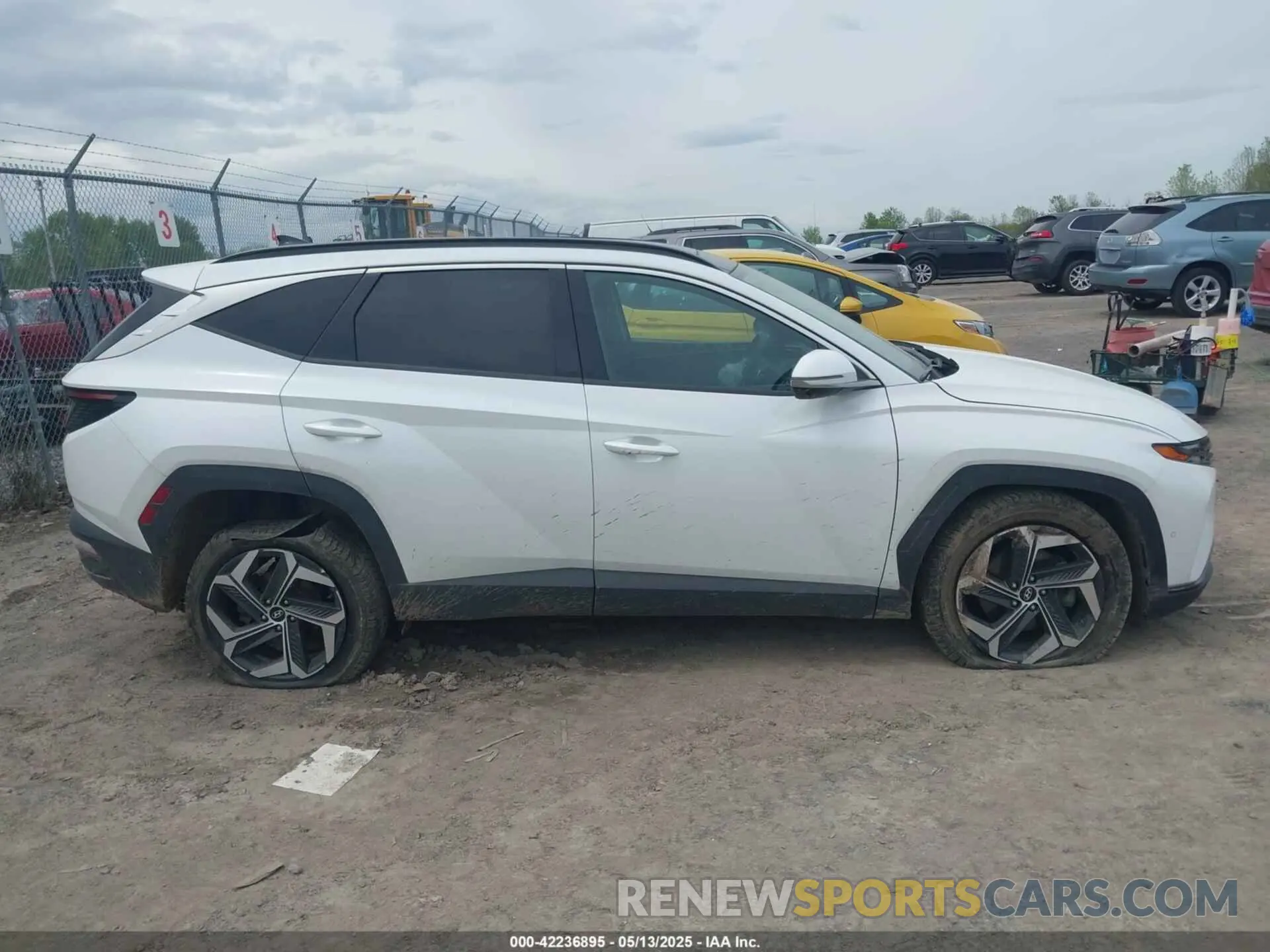 14 fotografías del automóvil dañado 5NMJECAE2NH103526 HYUNDAI TUCSON 2022