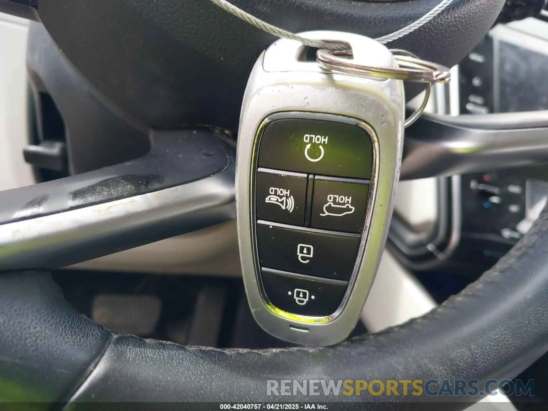11 fotografías del automóvil dañado 5NMJF3AE2NH063462 HYUNDAI TUCSON 2022