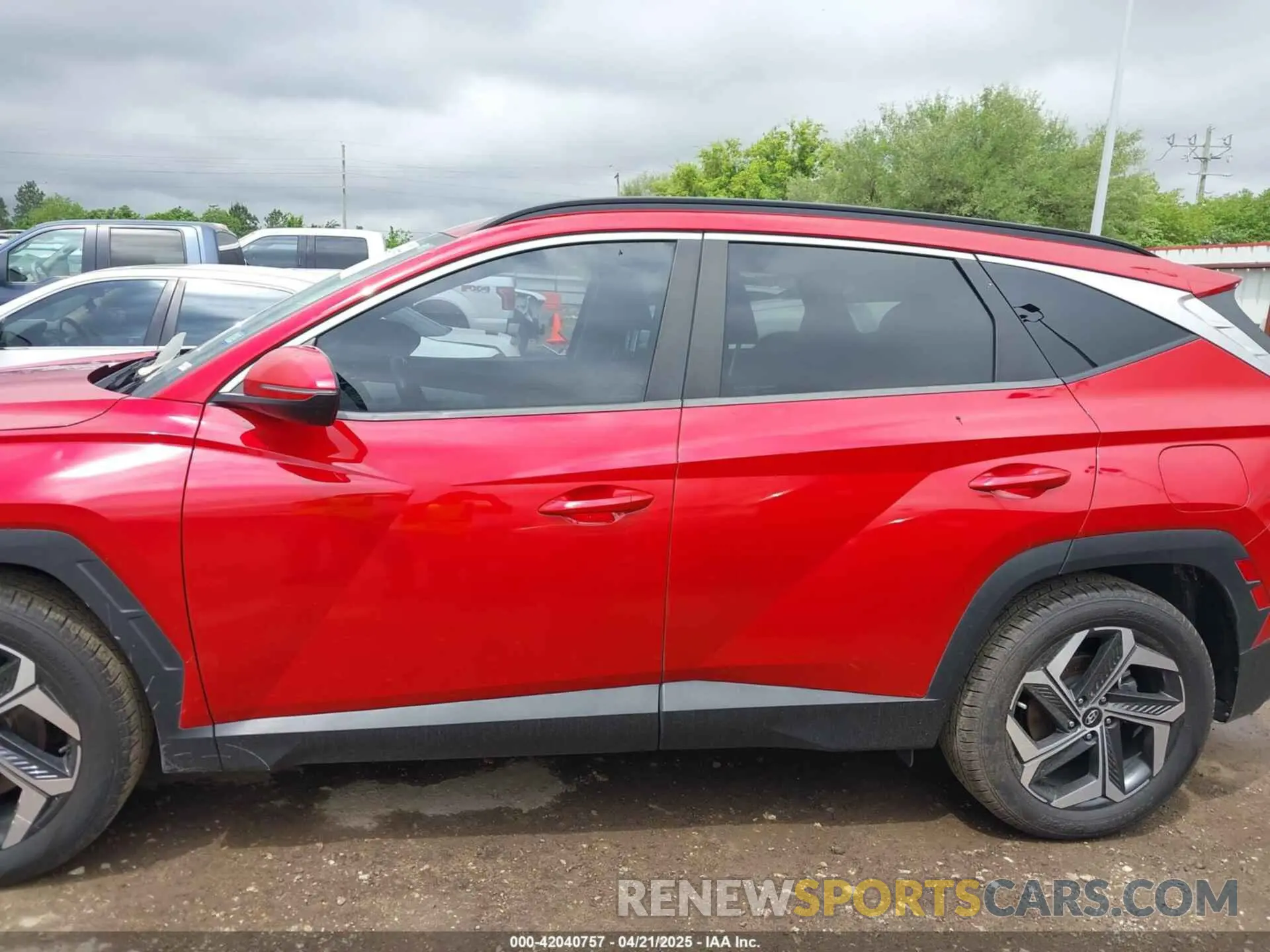 14 fotografías del automóvil dañado 5NMJF3AE2NH063462 HYUNDAI TUCSON 2022