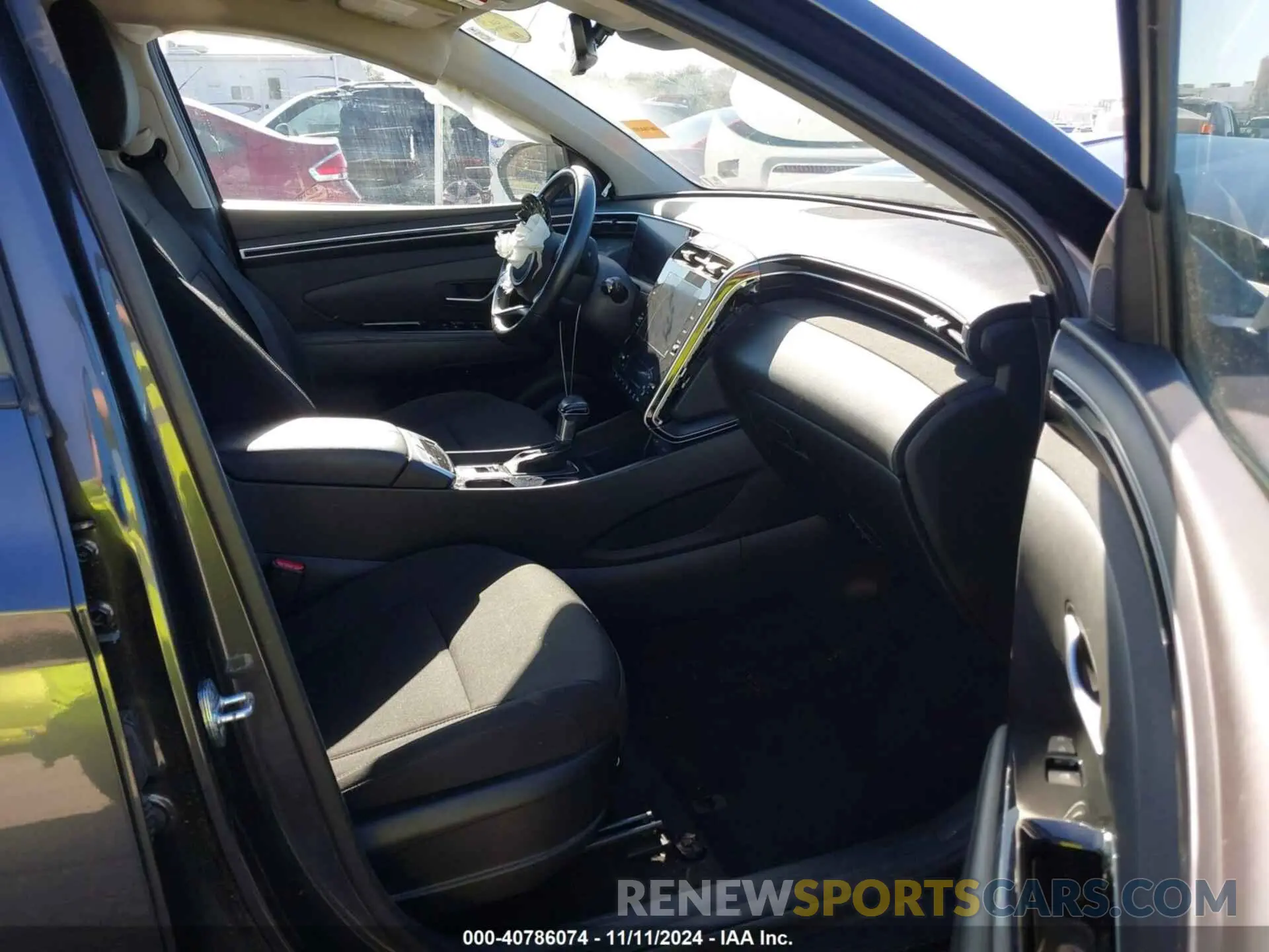 5 fotografías del automóvil dañado 5NMJF3AE3NH118789 HYUNDAI TUCSON 2022