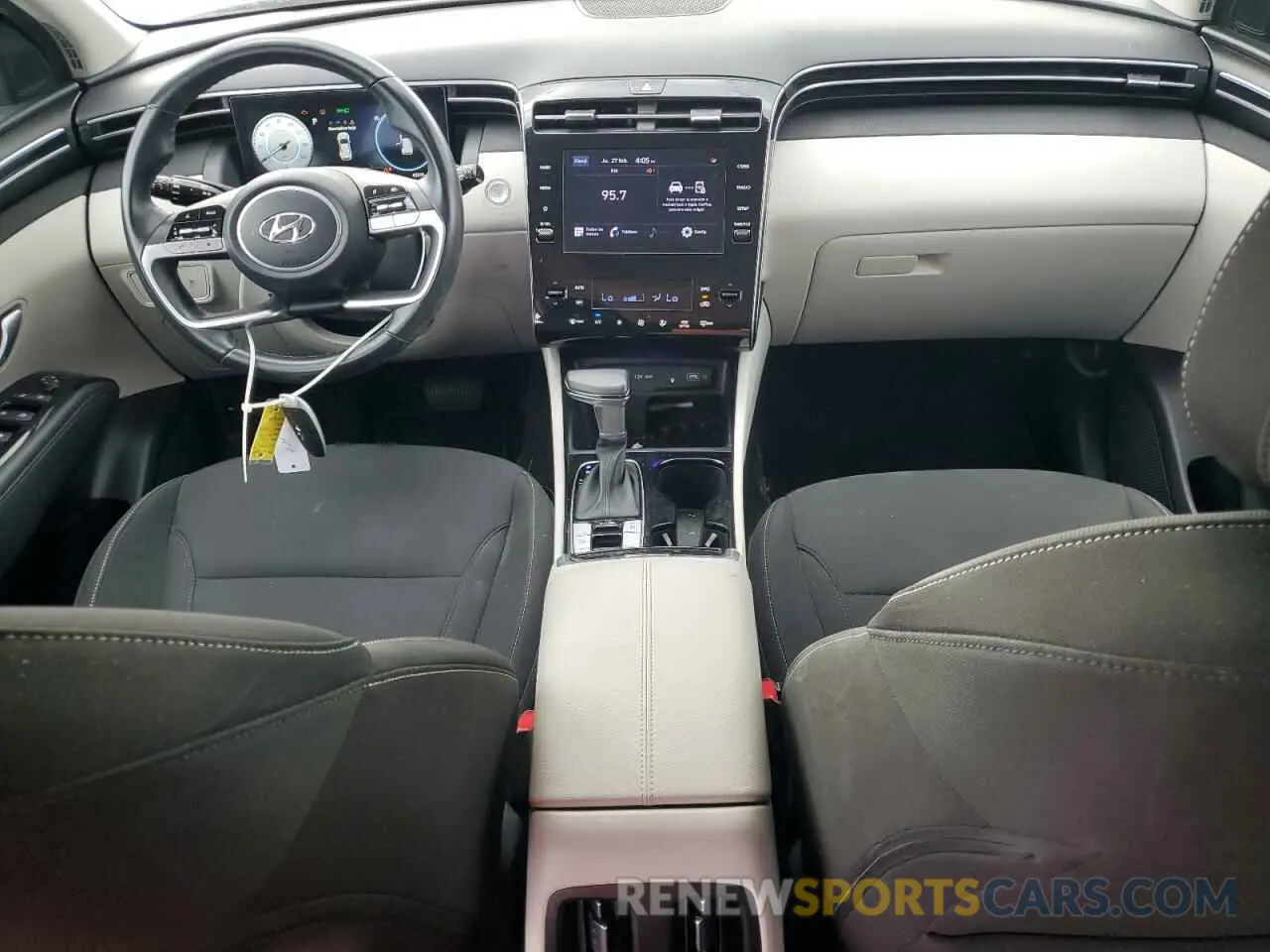 8 fotografías del automóvil dañado 5NMJF3AE4NH029412 HYUNDAI TUCSON 2022