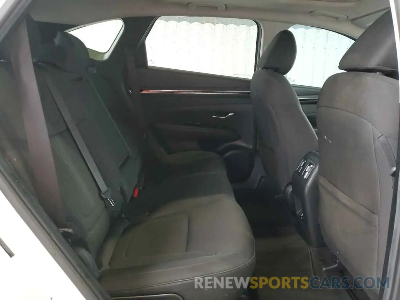 11 fotografías del automóvil dañado 5NMJF3AE4NH129297 HYUNDAI TUCSON 2022
