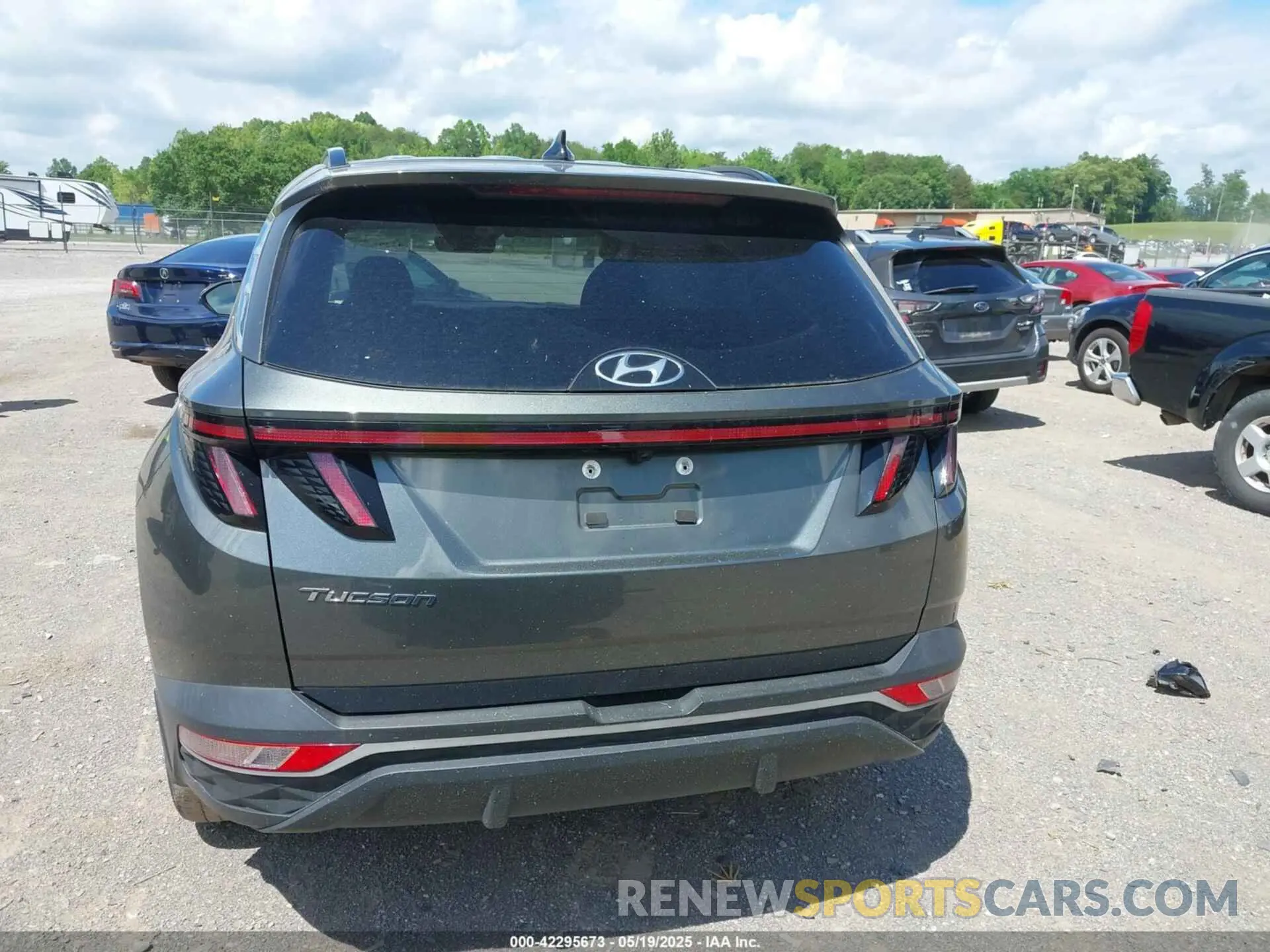 16 fotografías del automóvil dañado 5NMJF3AE5NH142494 HYUNDAI TUCSON 2022