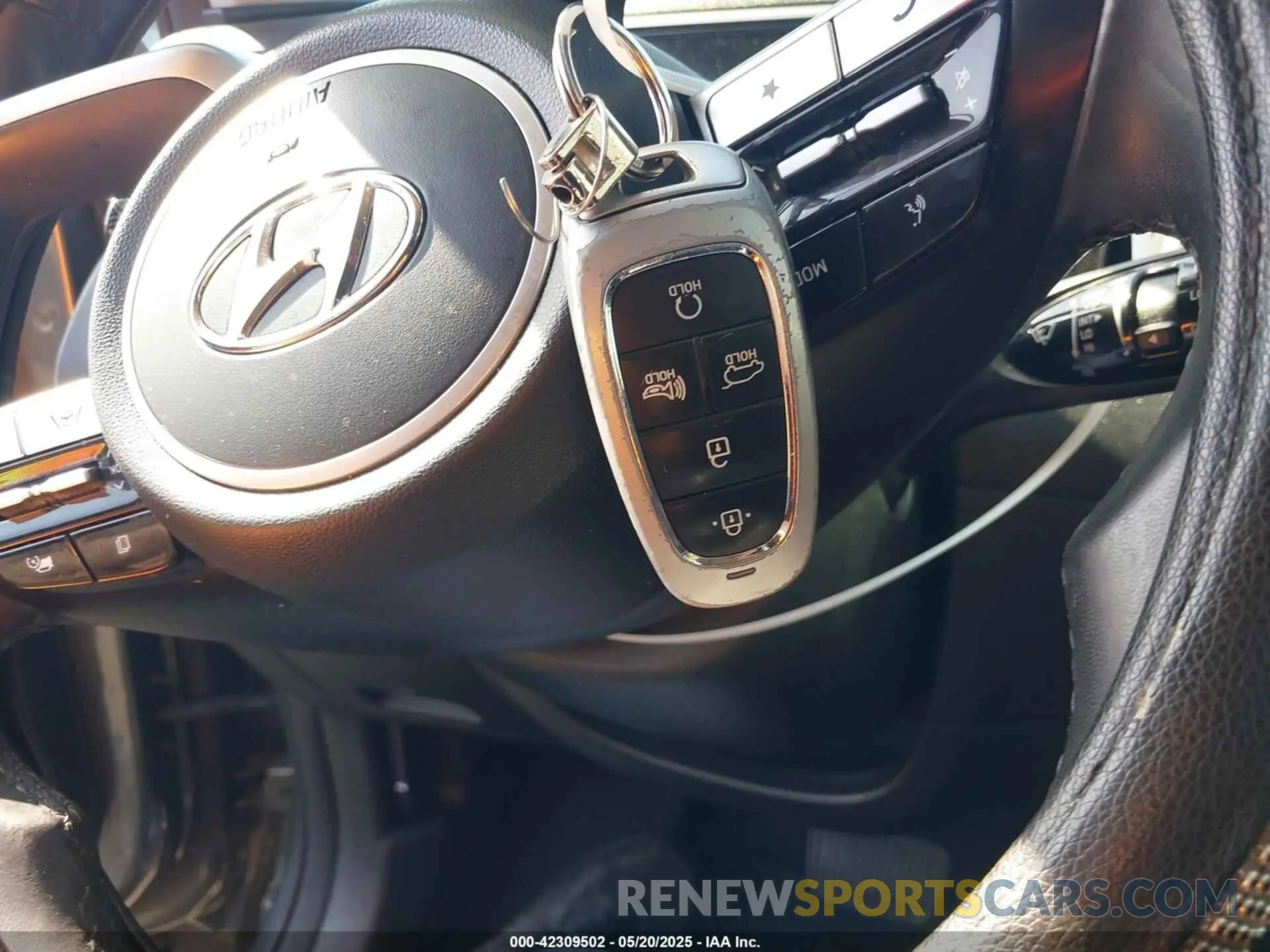 11 fotografías del automóvil dañado 5NMJF3AE6NH133724 HYUNDAI TUCSON 2022