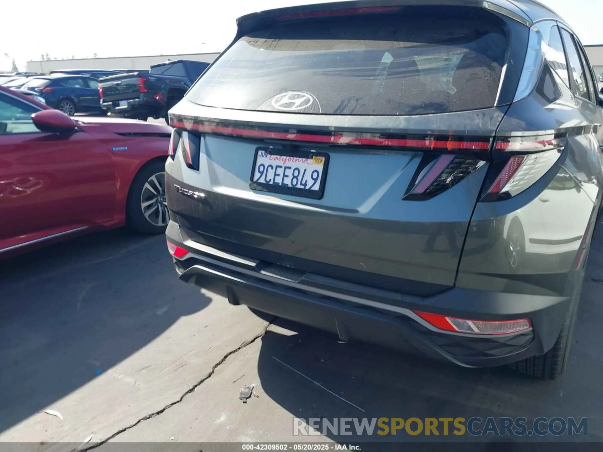 16 fotografías del automóvil dañado 5NMJF3AE6NH133724 HYUNDAI TUCSON 2022