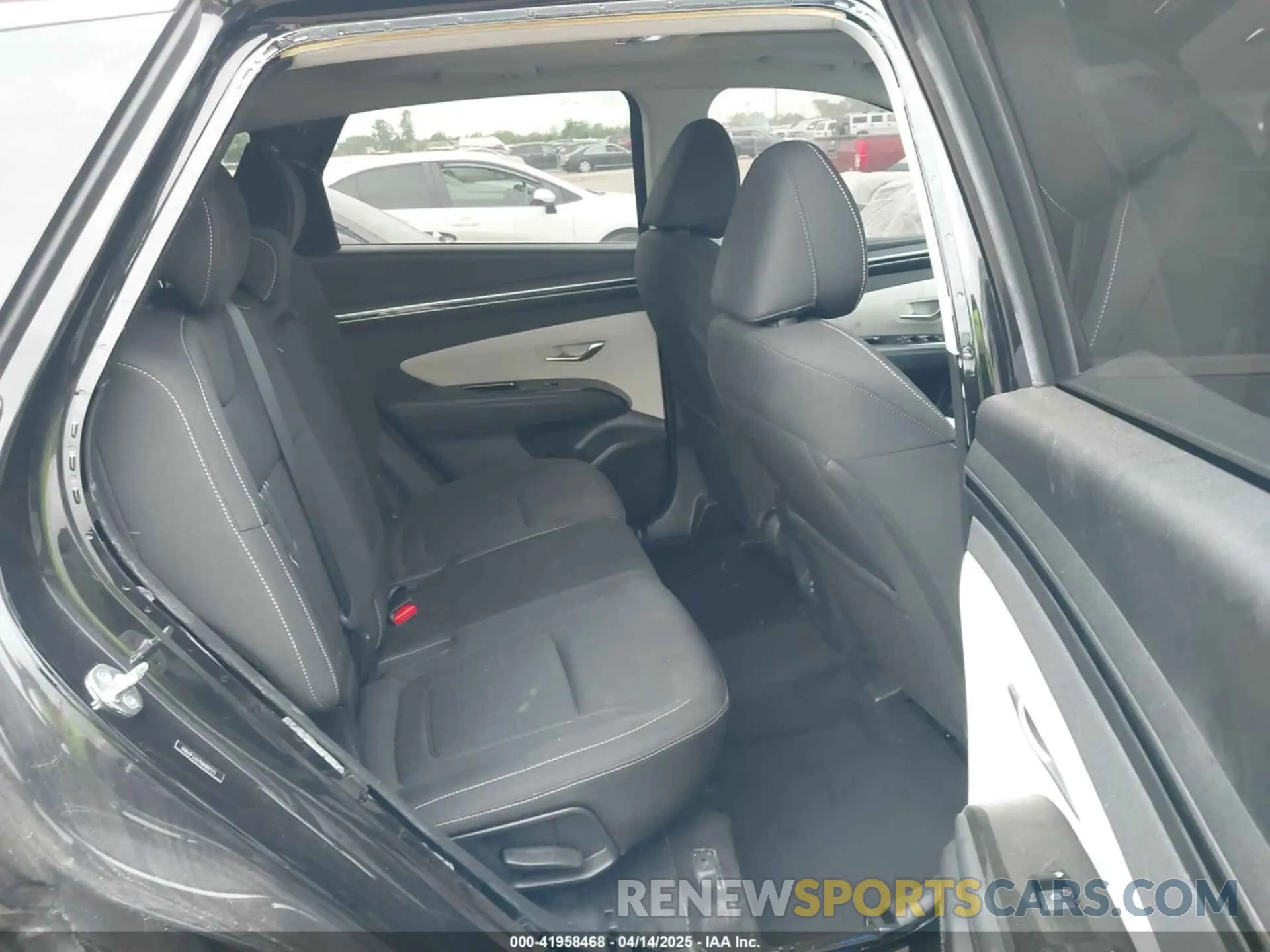 8 fotografías del automóvil dañado 5NMJF3AE9NH007275 HYUNDAI TUCSON 2022