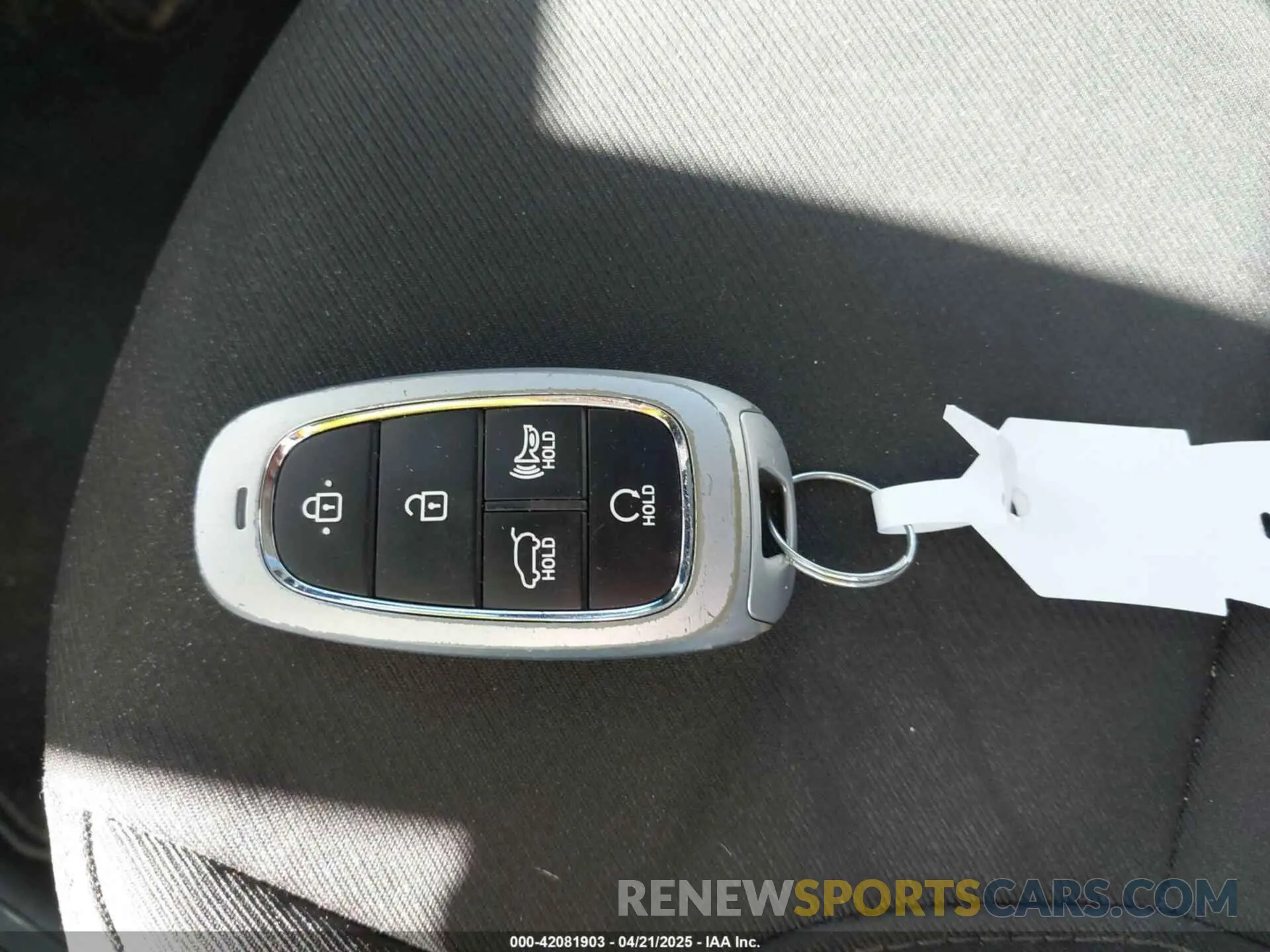 11 fotografías del automóvil dañado 5NMJF3AE9NH050028 HYUNDAI TUCSON 2022