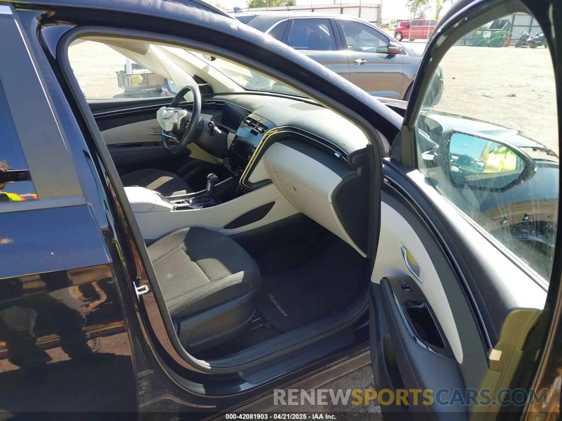 5 fotografías del automóvil dañado 5NMJF3AE9NH050028 HYUNDAI TUCSON 2022