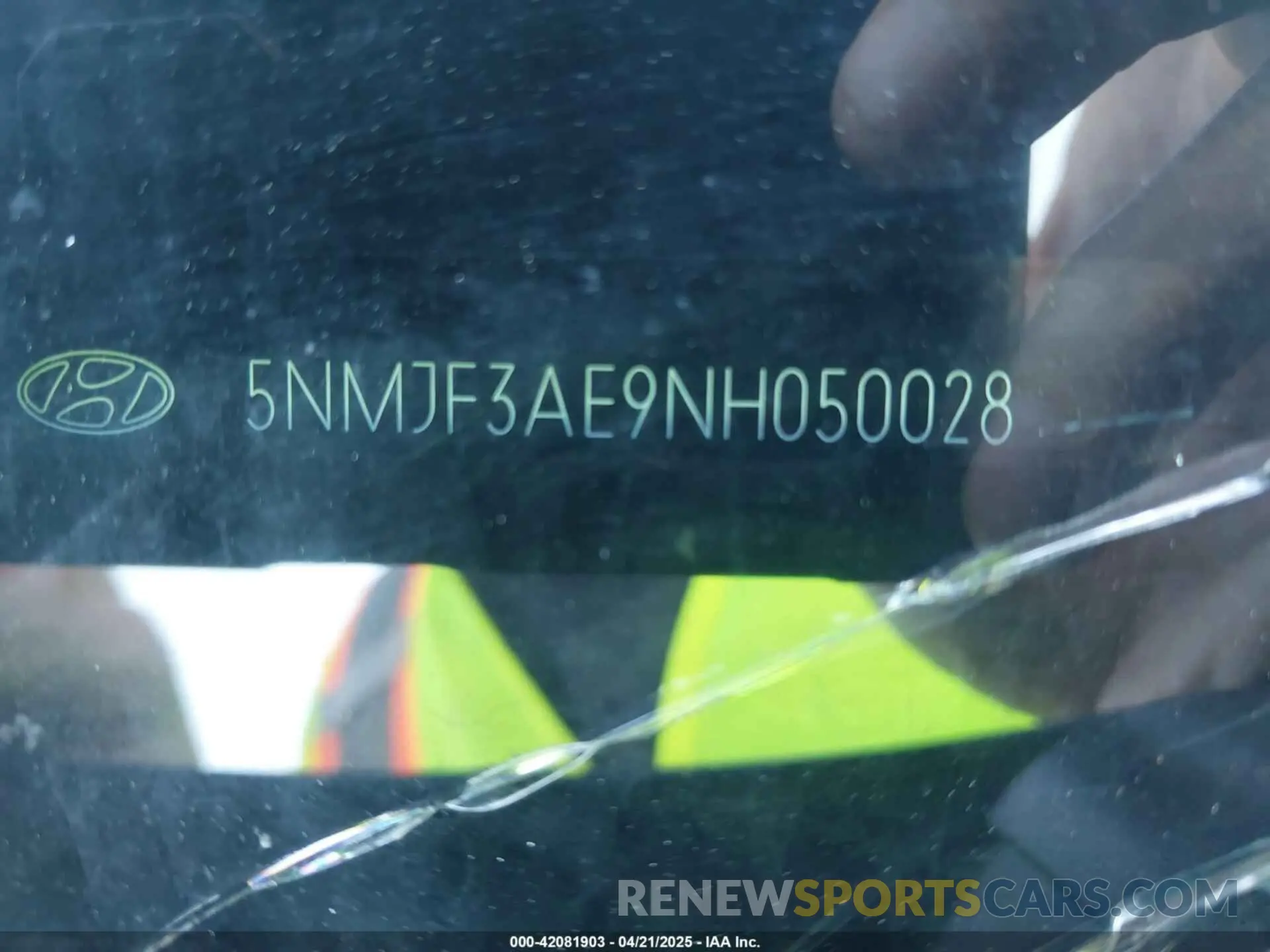 9 fotografías del automóvil dañado 5NMJF3AE9NH050028 HYUNDAI TUCSON 2022