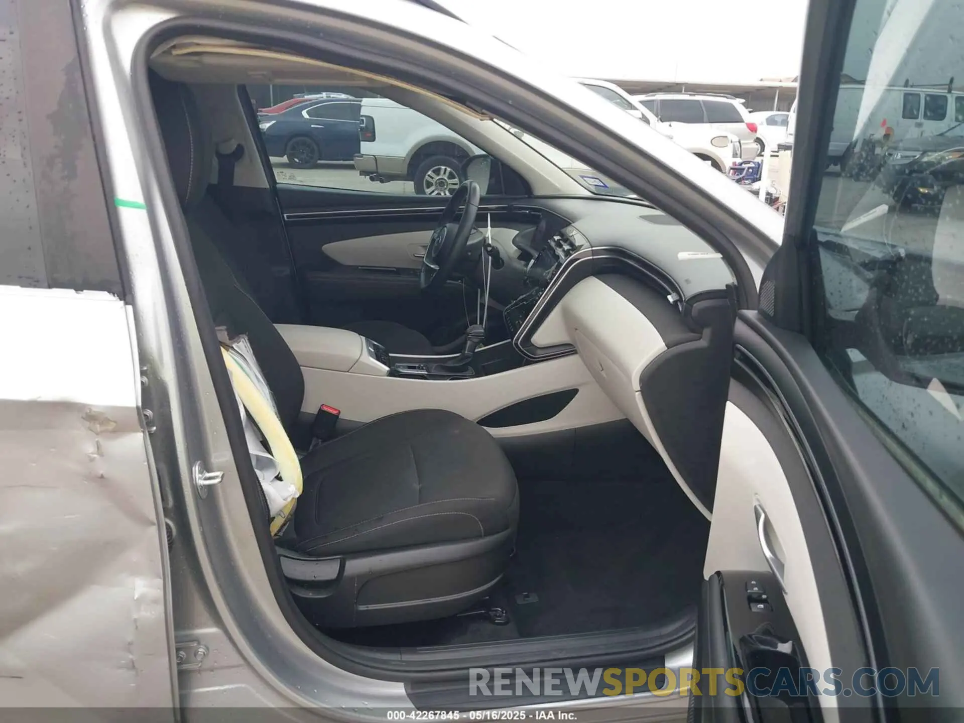 5 fotografías del automóvil dañado 5NMJFCAE1NH153444 HYUNDAI TUCSON 2022