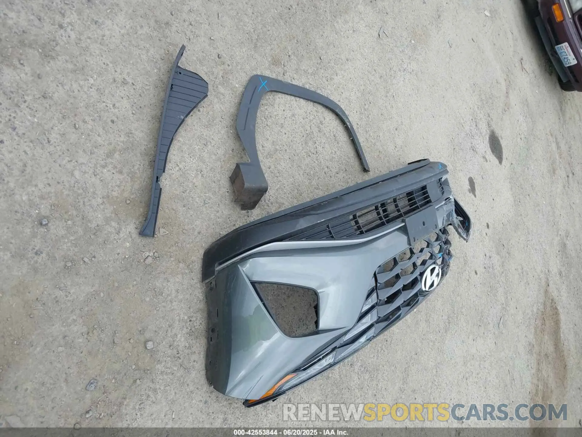 12 fotografías del automóvil dañado 5NMJFCAE3NH124480 HYUNDAI TUCSON 2022