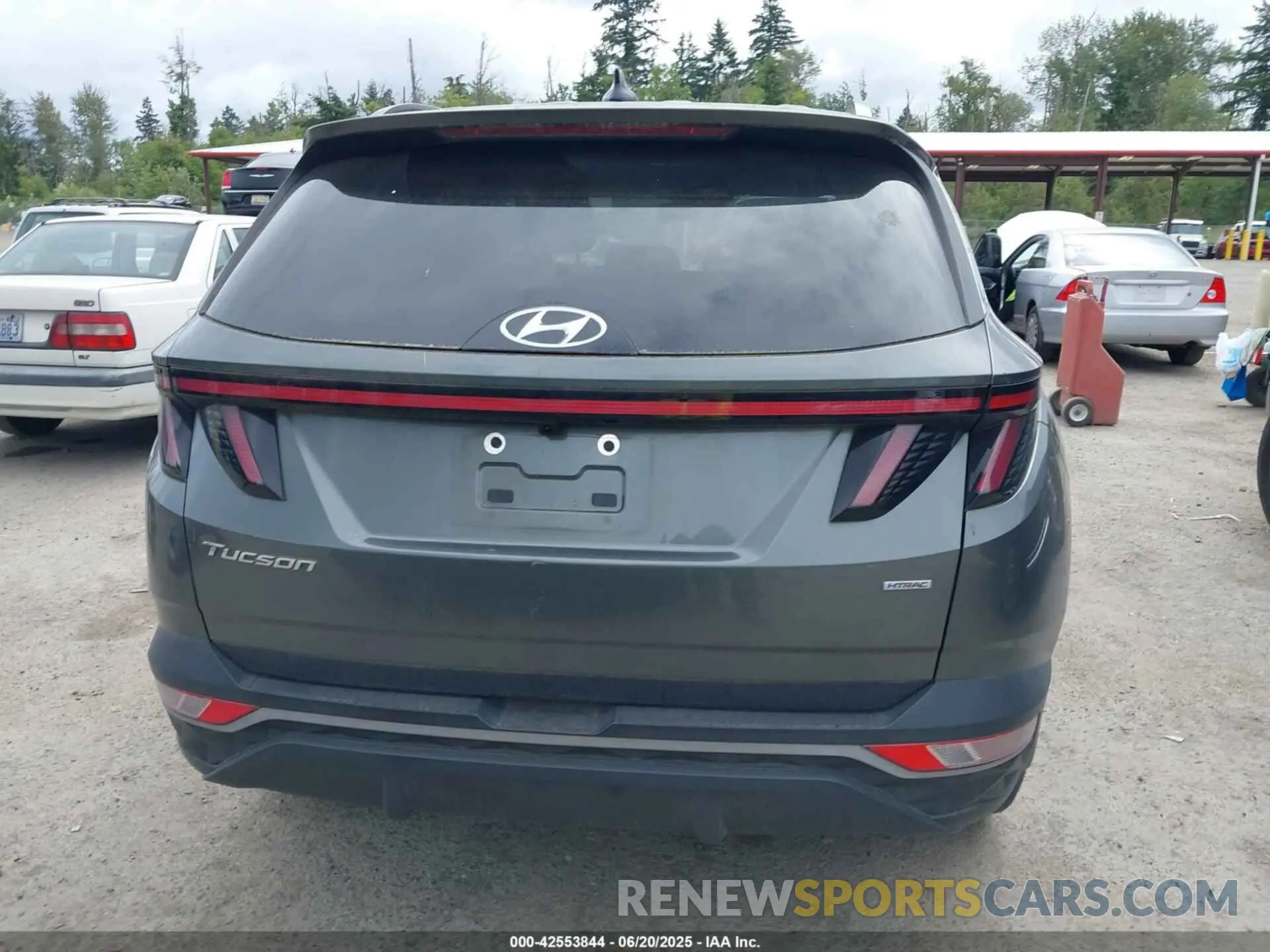 17 fotografías del automóvil dañado 5NMJFCAE3NH124480 HYUNDAI TUCSON 2022