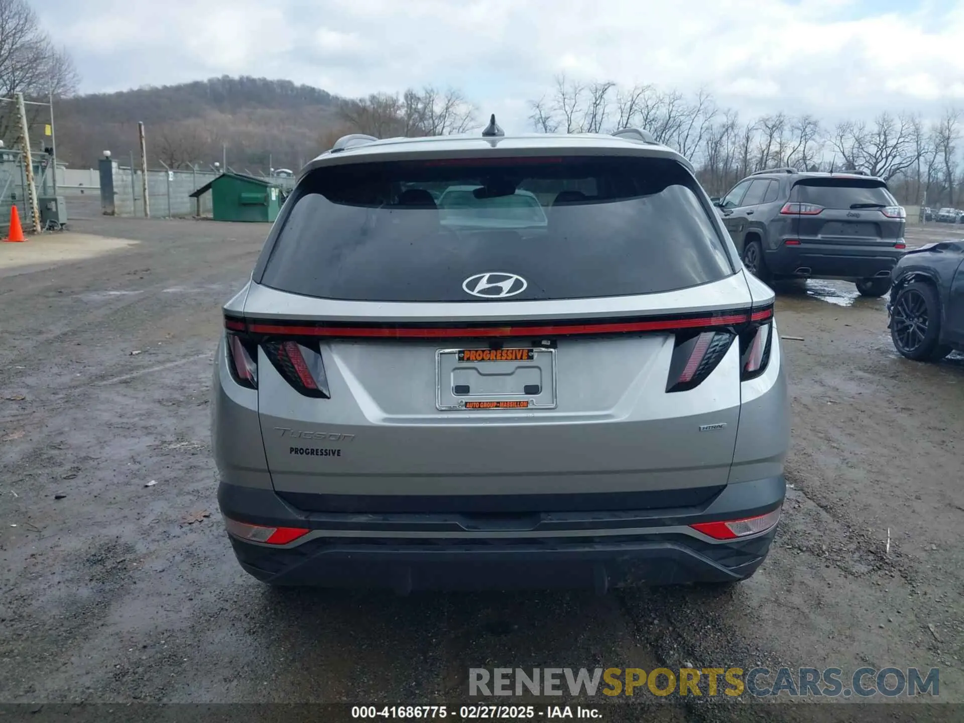 17 fotografías del automóvil dañado 5NMJFCAE4NH082661 HYUNDAI TUCSON 2022