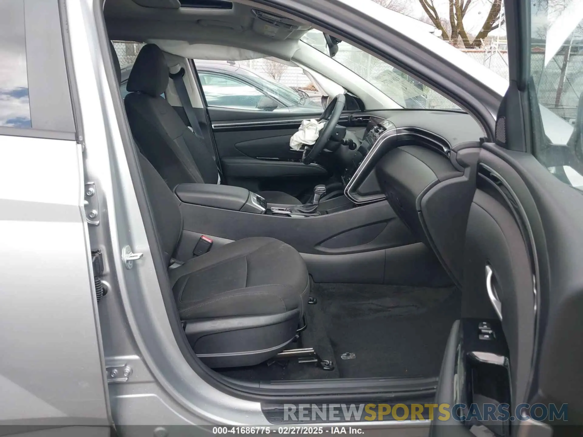 5 fotografías del automóvil dañado 5NMJFCAE4NH082661 HYUNDAI TUCSON 2022