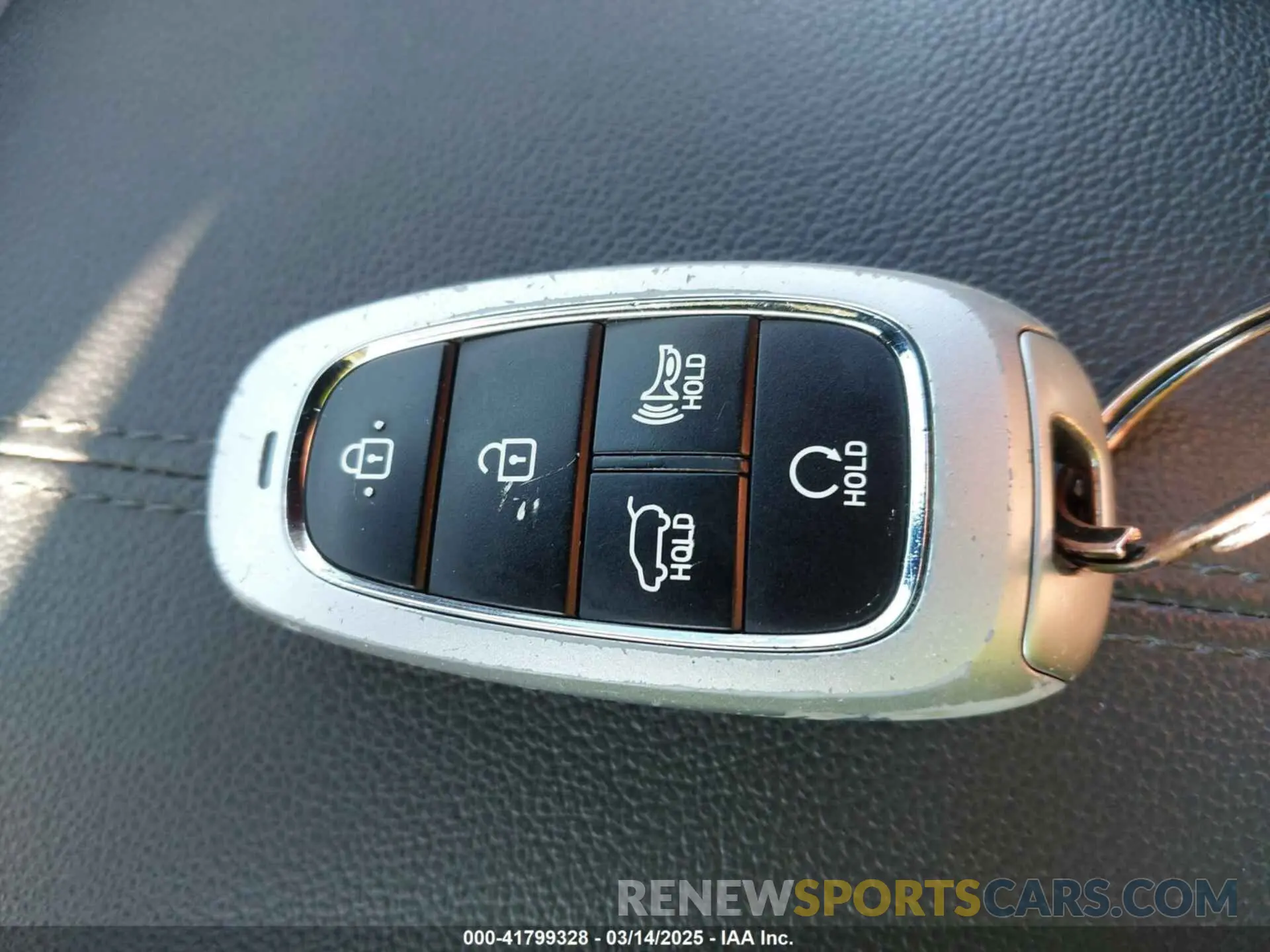 11 fotografías del automóvil dañado 5NMJFCAE4NH096155 HYUNDAI TUCSON 2022