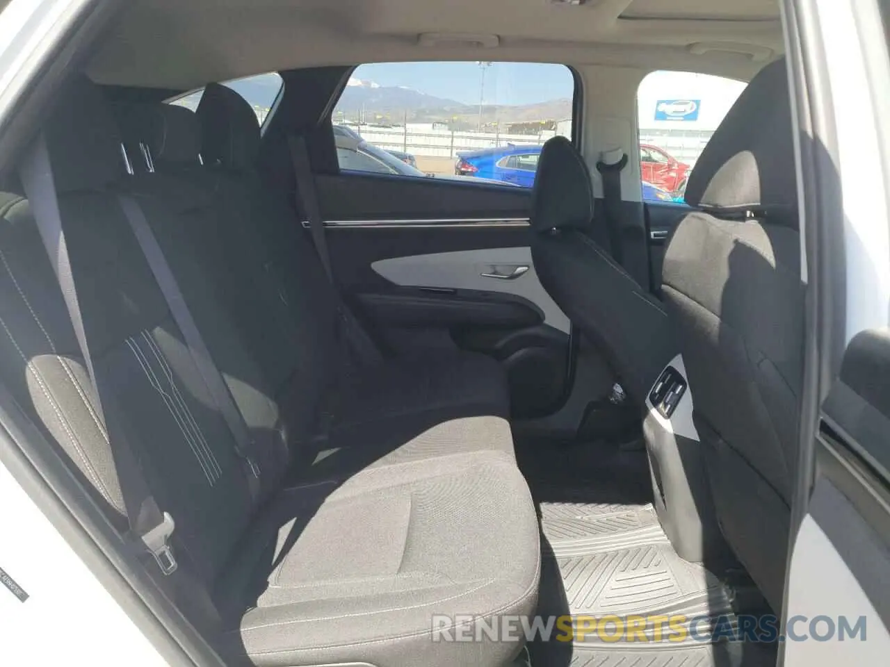 11 fotografías del automóvil dañado 5NMJFCAE5NH075301 HYUNDAI TUCSON 2022