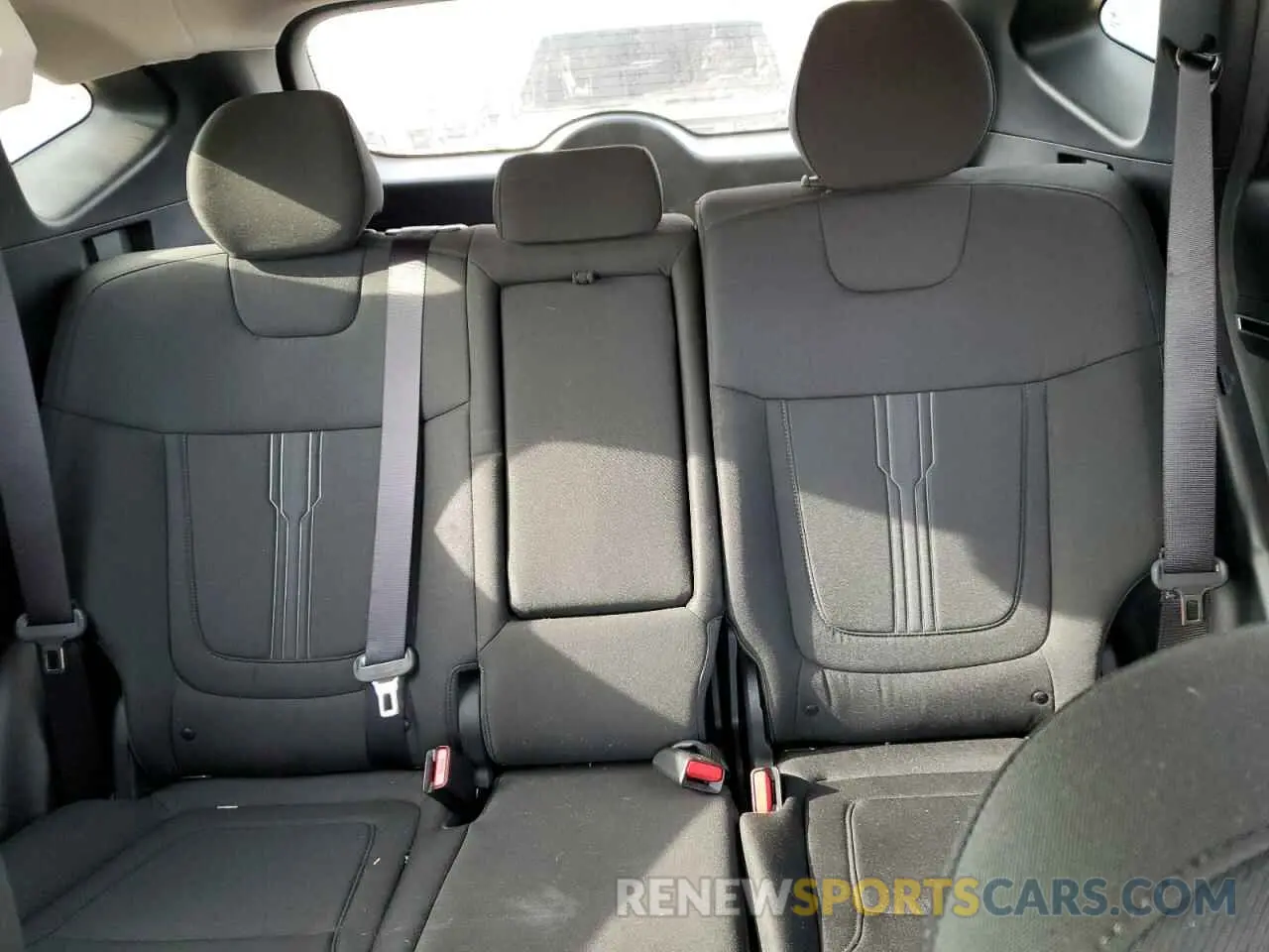 10 fotografías del automóvil dañado 5NMJFCAE9NH066729 HYUNDAI TUCSON 2022