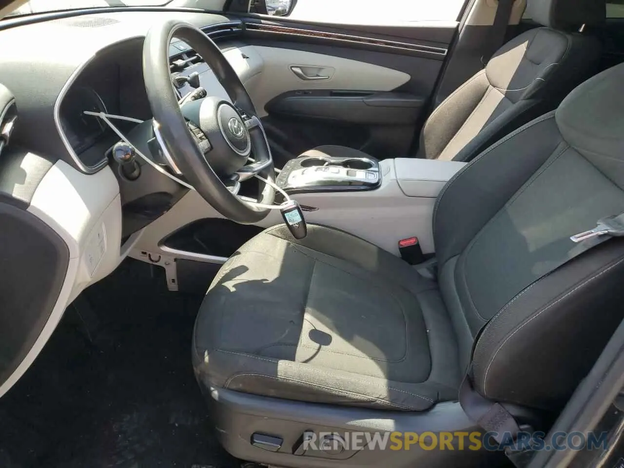 7 fotografías del automóvil dañado KM8JBCA18NU078836 HYUNDAI TUCSON 2022