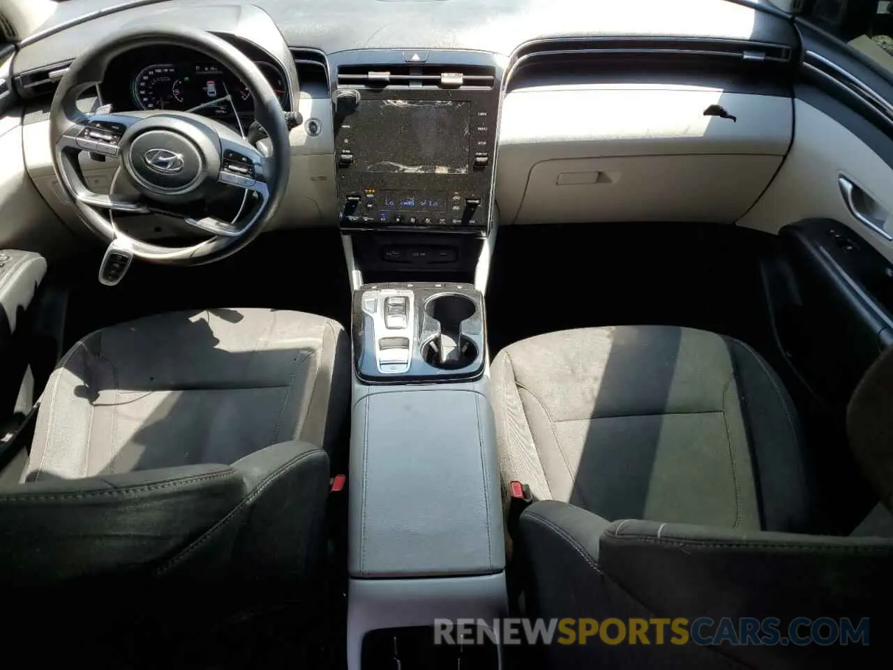 8 fotografías del automóvil dañado KM8JBCA18NU078836 HYUNDAI TUCSON 2022