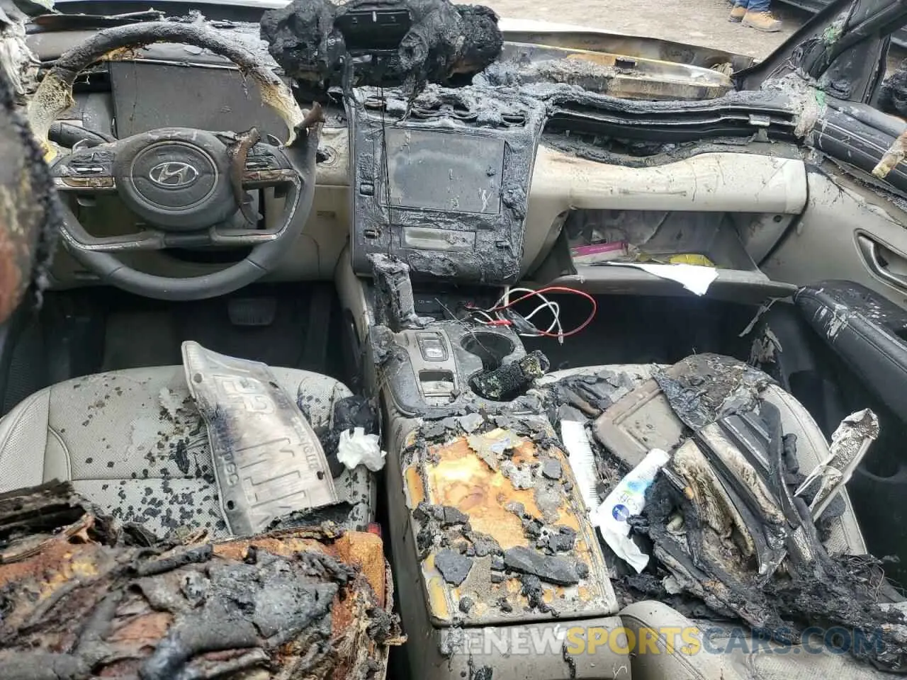 8 fotografías del automóvil dañado KM8JCCA13NU025216 HYUNDAI TUCSON 2022