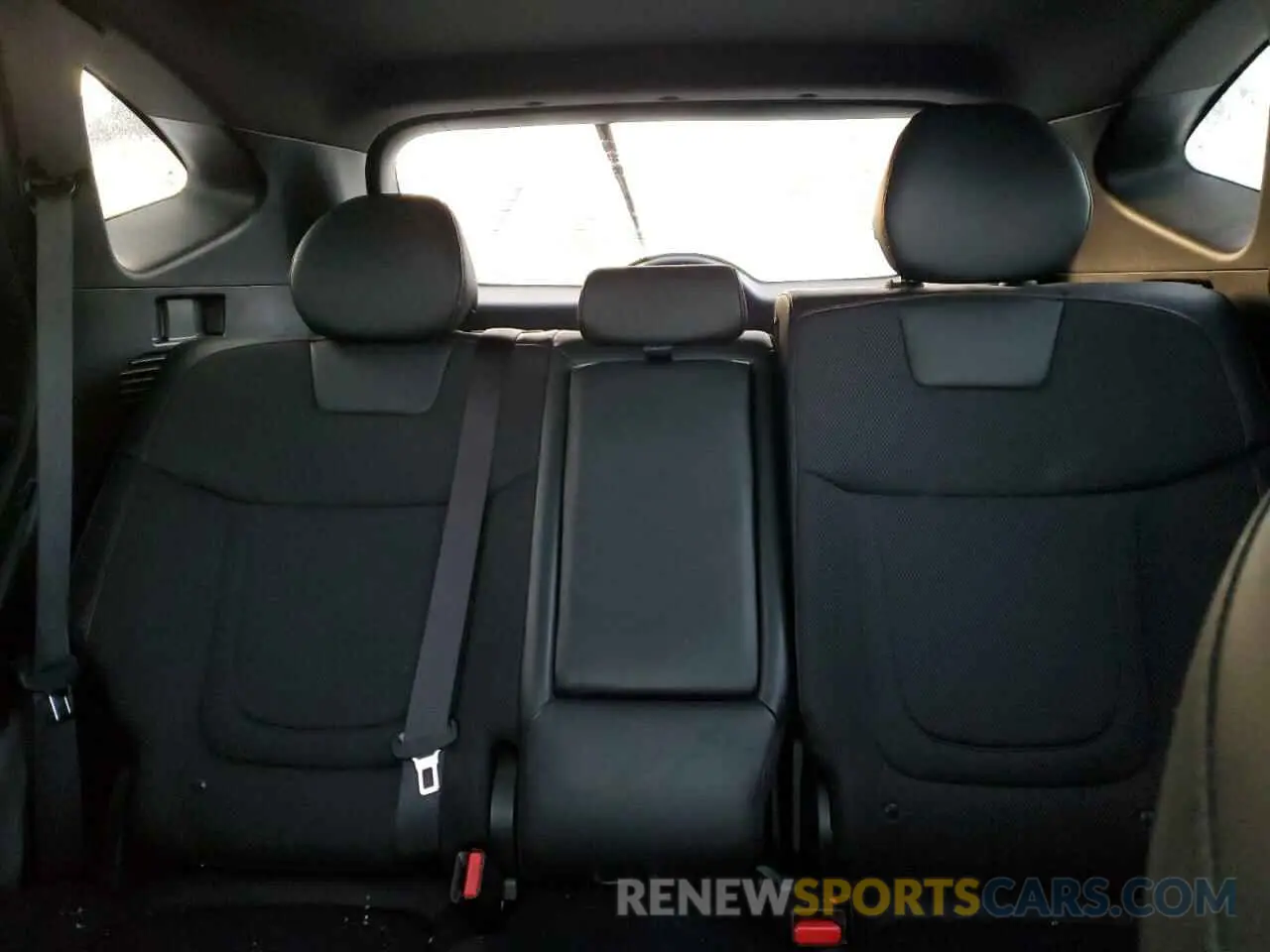 10 fotografías del automóvil dañado KM8JCCAE5NU094976 HYUNDAI TUCSON 2022