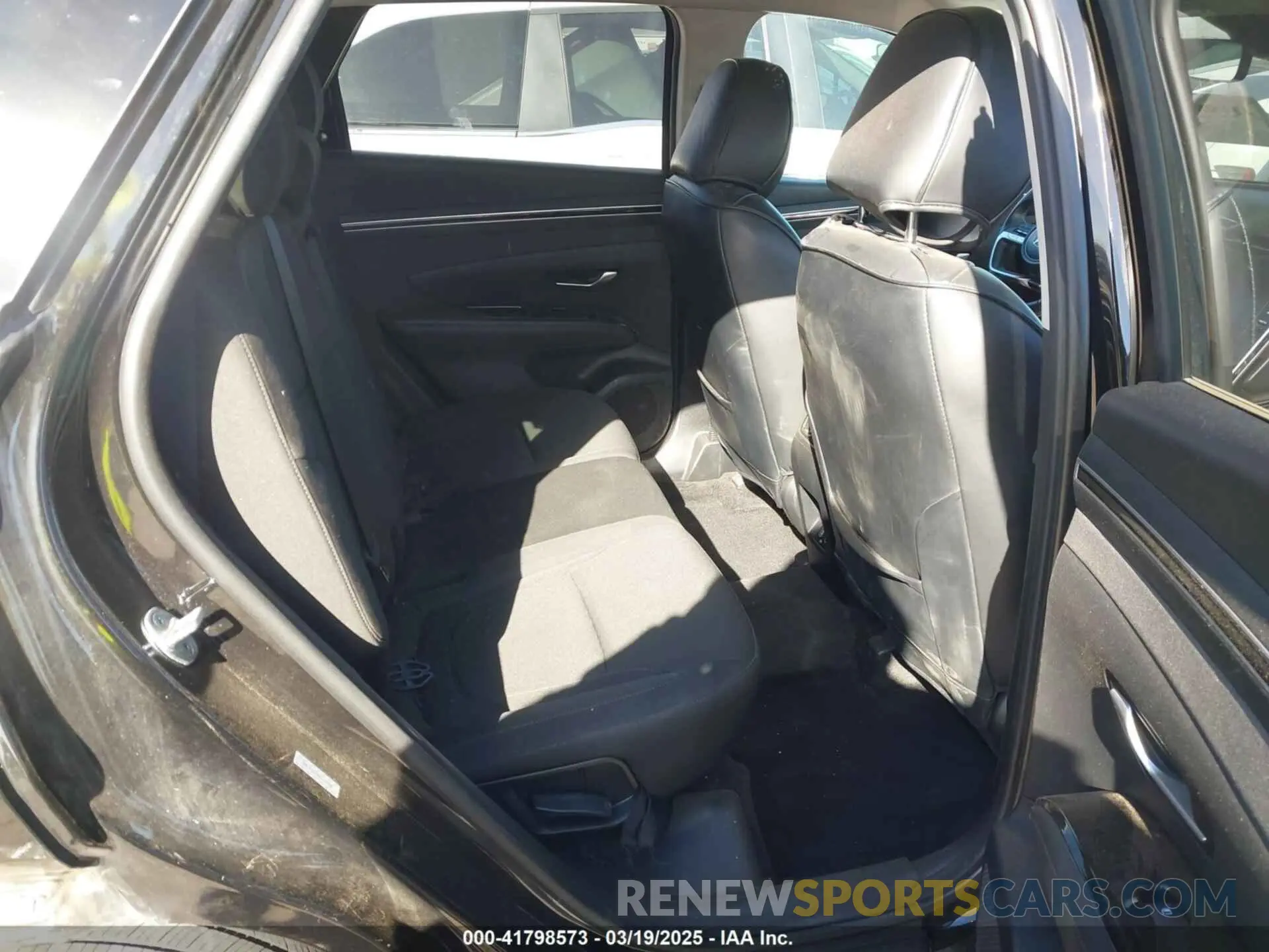 8 fotografías del automóvil dañado KM8JF3AE0NU149986 HYUNDAI TUCSON 2022