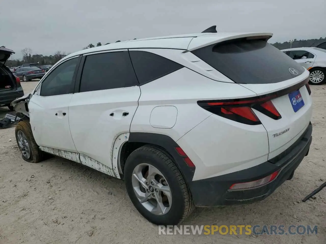 2 fotografías del automóvil dañado 5NMJA3AE9PH222432 HYUNDAI TUCSON 2023