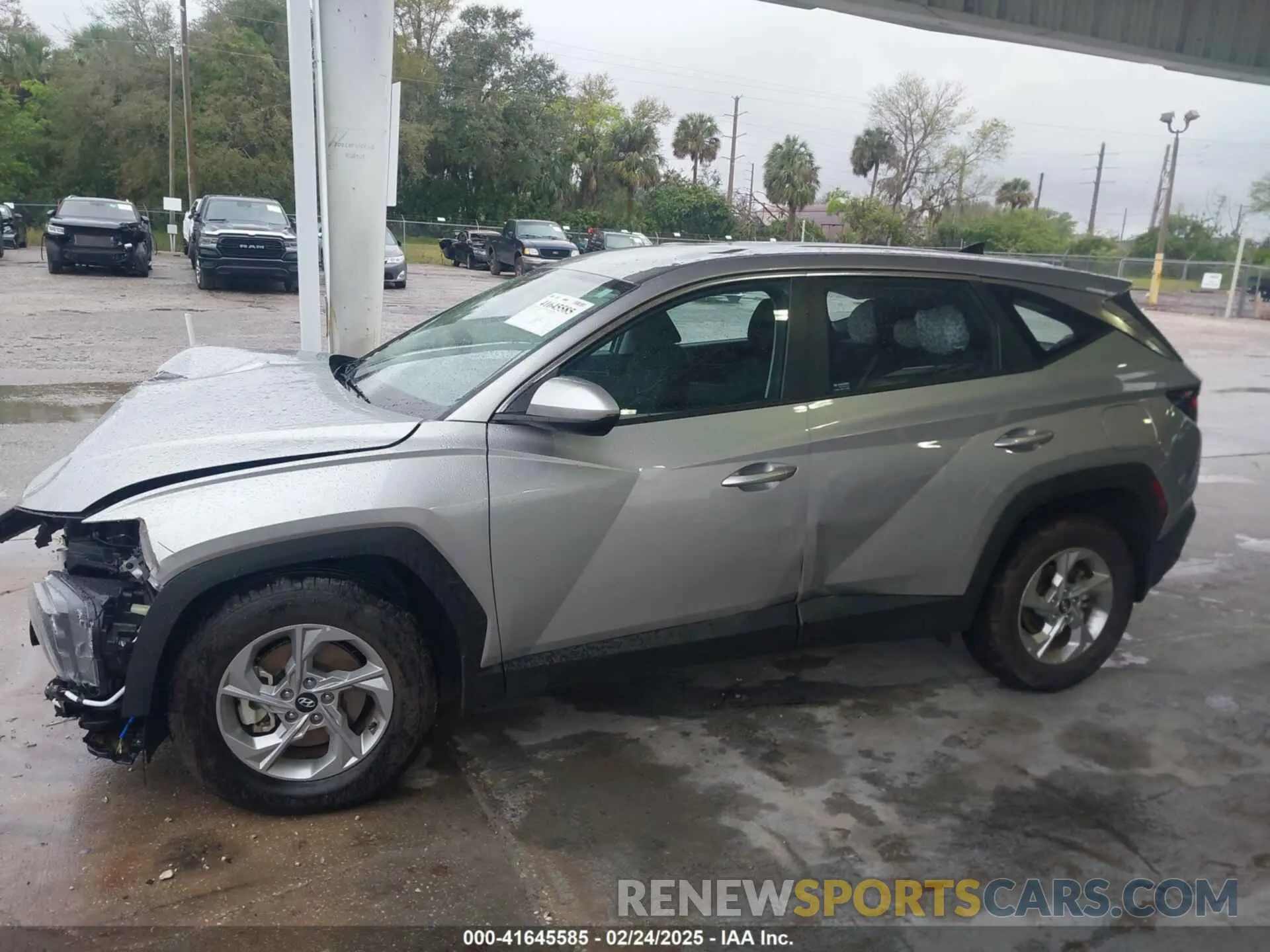 13 fotografías del automóvil dañado 5NMJACAE1PH267137 HYUNDAI TUCSON 2023